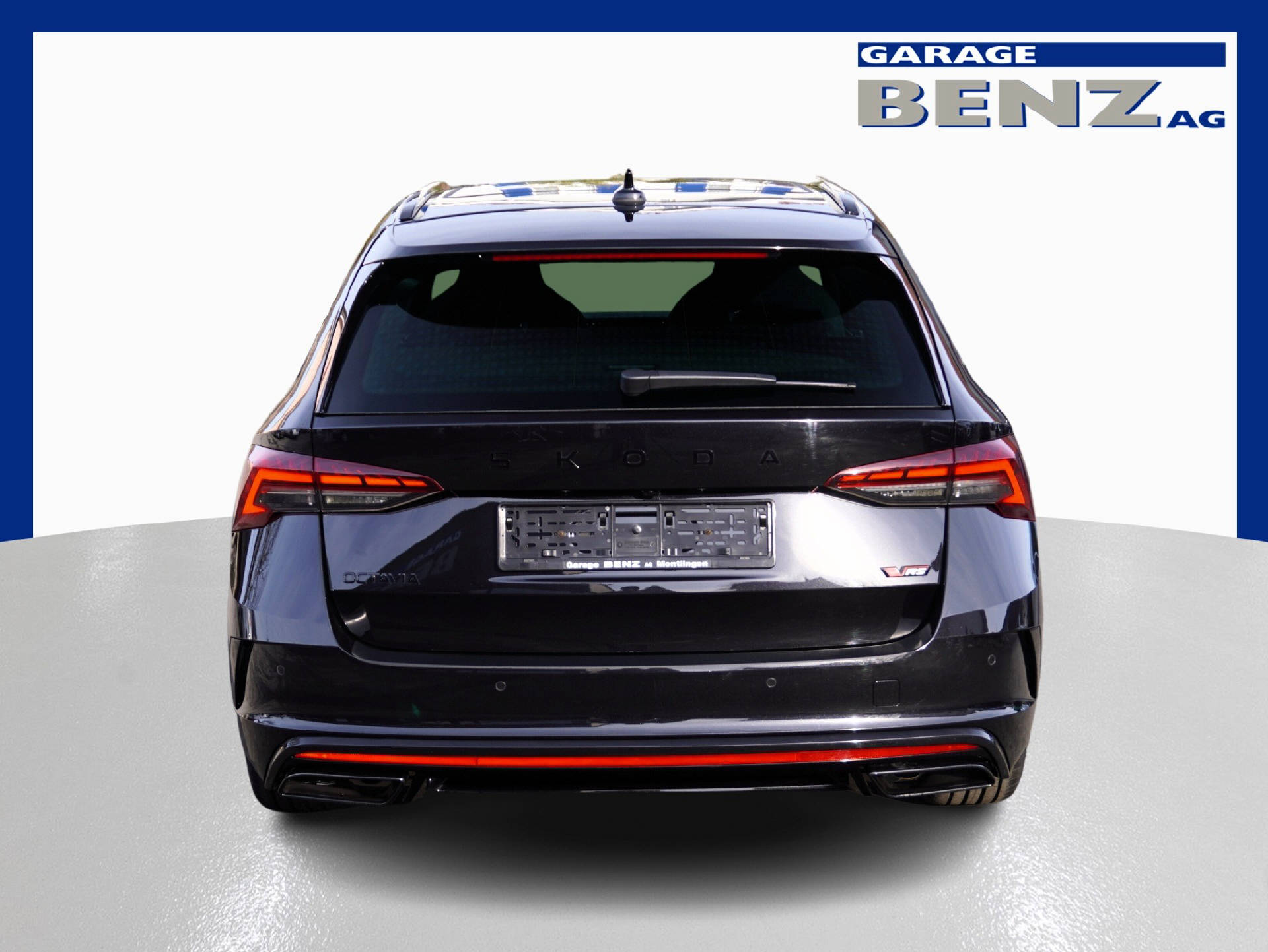 SKODA Octavia Combi 2.0 TSI RS DSG-image-2