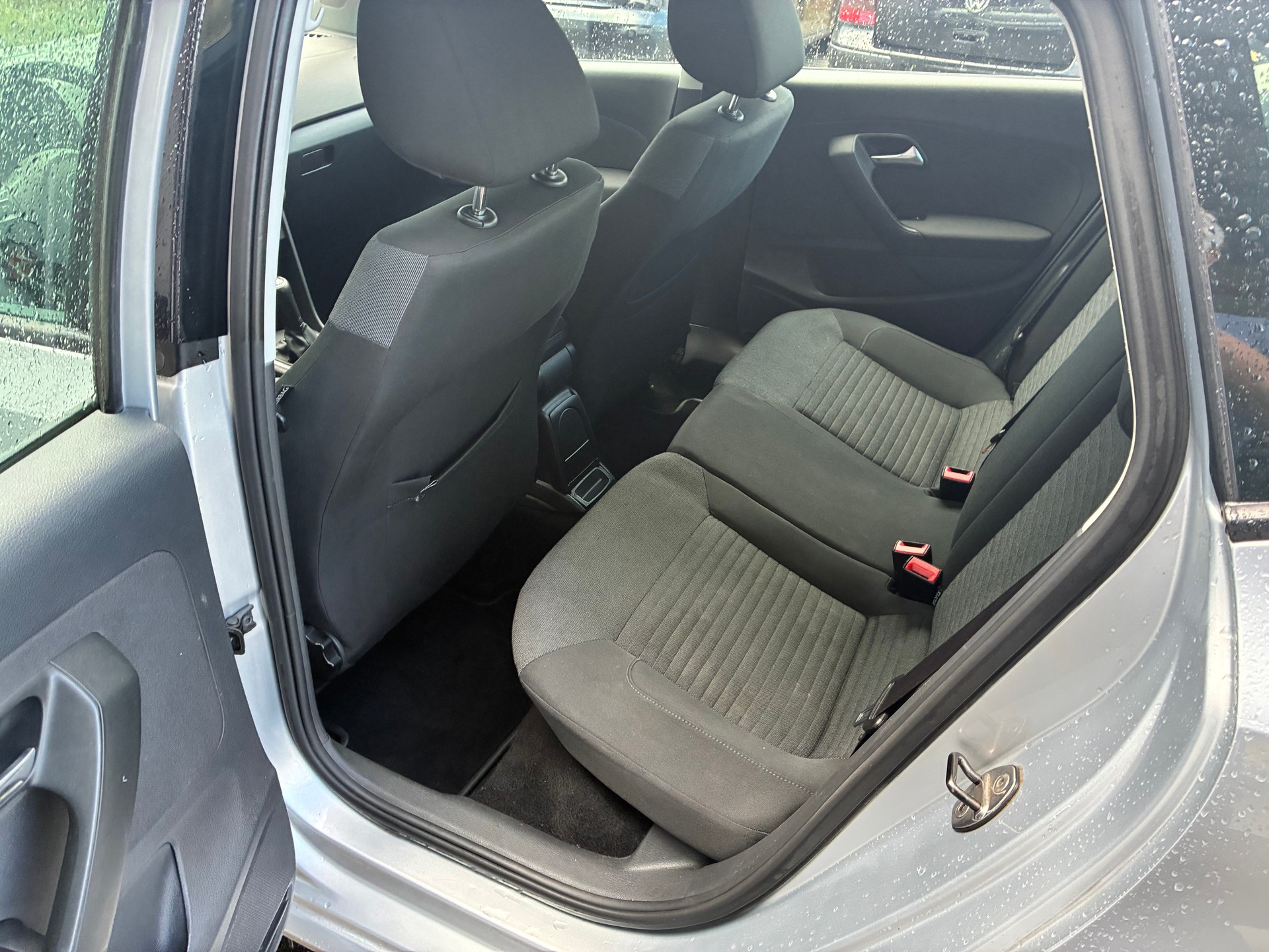 VW Polo 1.4 16V Comfortline-image-8