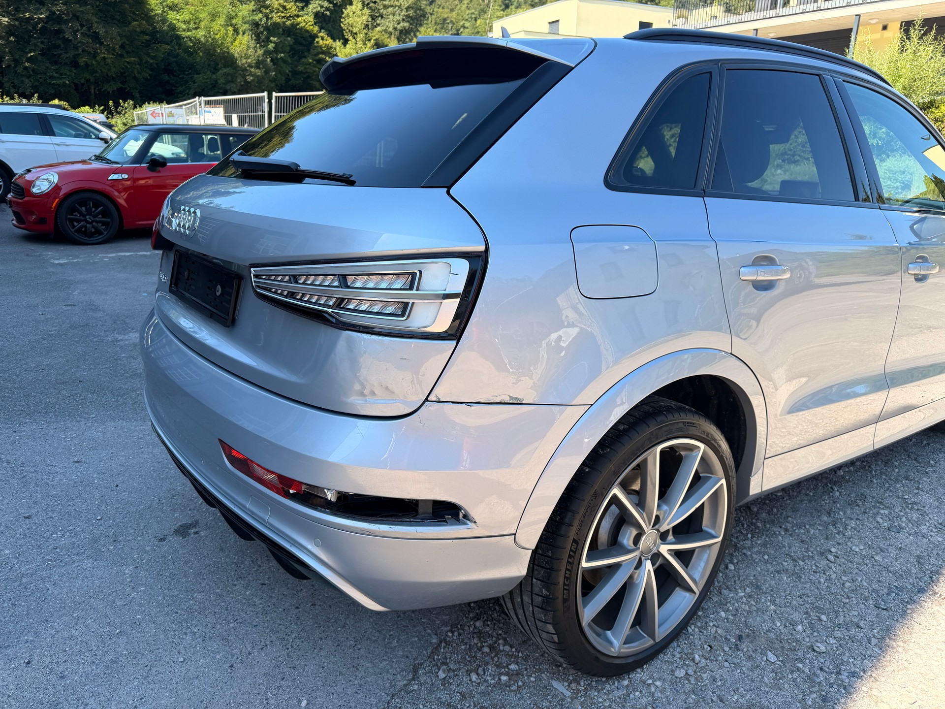 AUDI RS Q3 2.5 TFSI performance quattro S-tronic-image-3