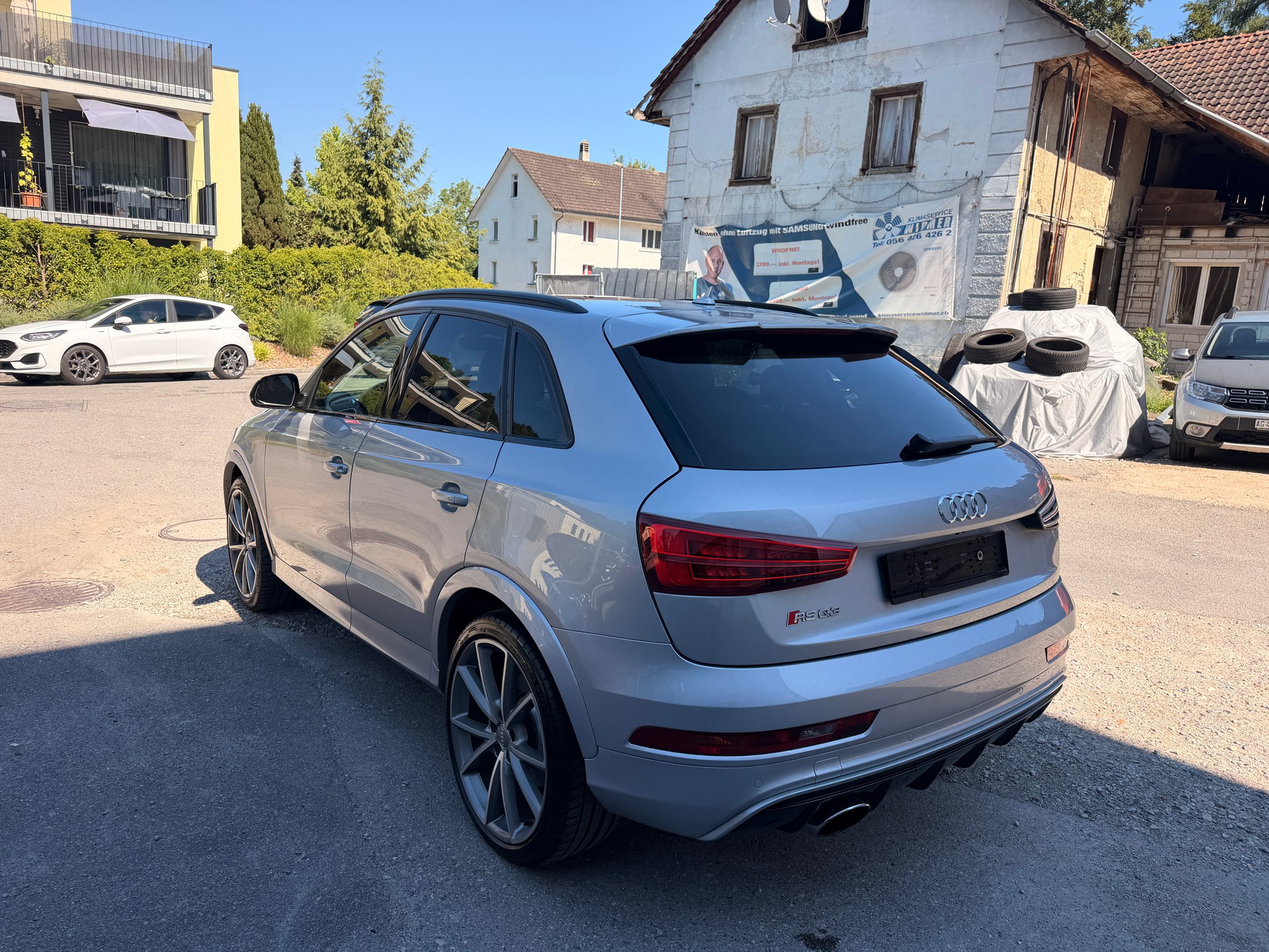 AUDI RS Q3 2.5 TFSI performance quattro S-tronic-image-5