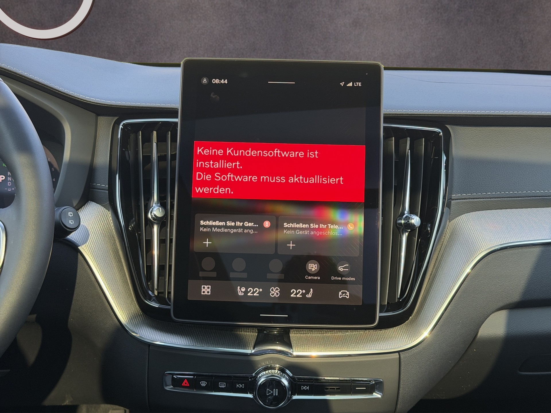 VOLVO XC60 2.0 T8 TE Black Edition eAWD-image-14