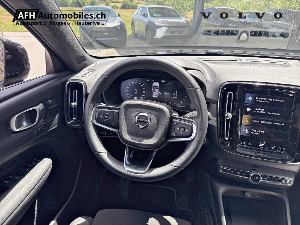 VOLVO XC40 1.5 T5 PiH Ultimate Dark-image-10
