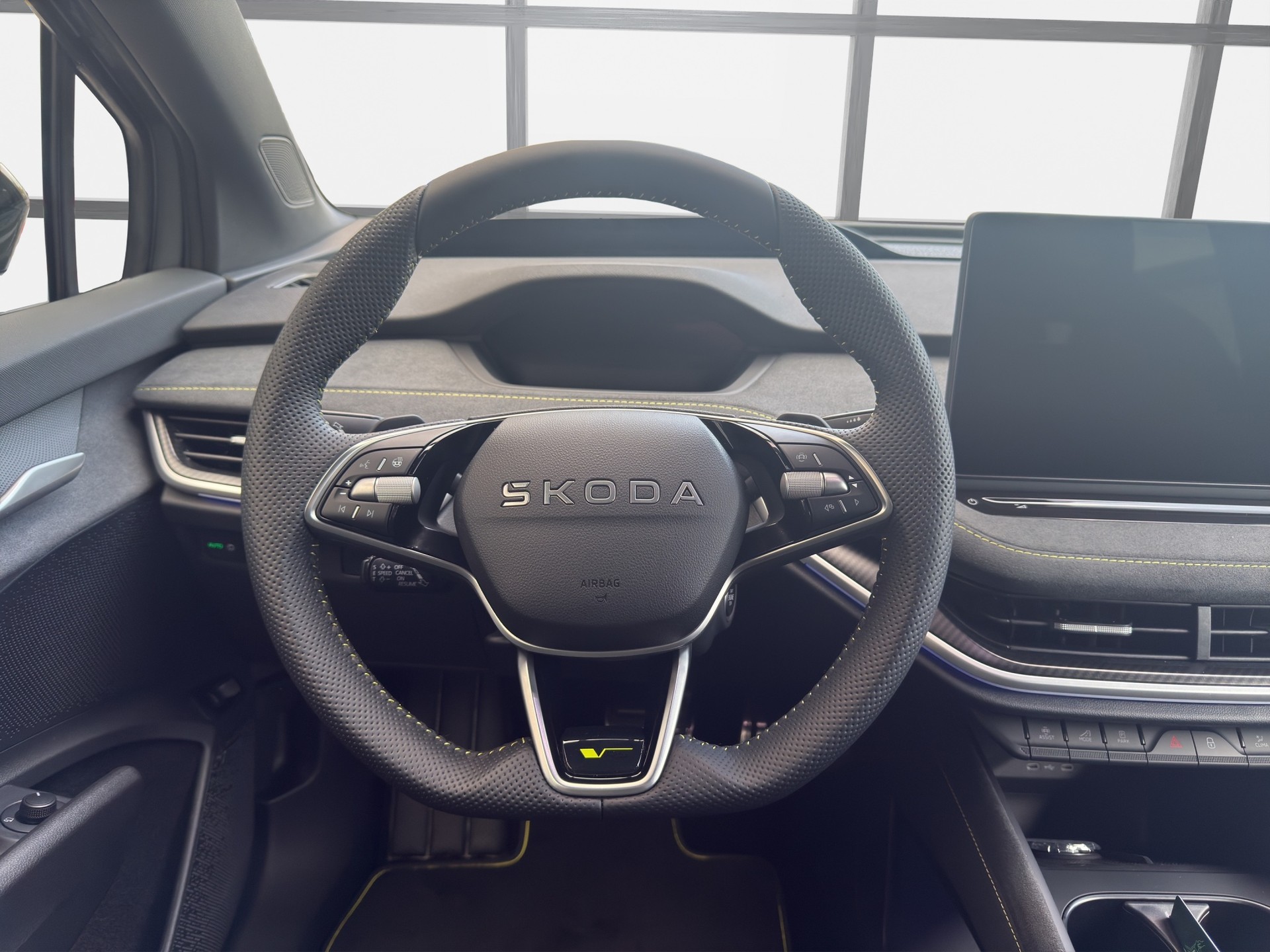 SKODA Elroq RS 4x4-image-8
