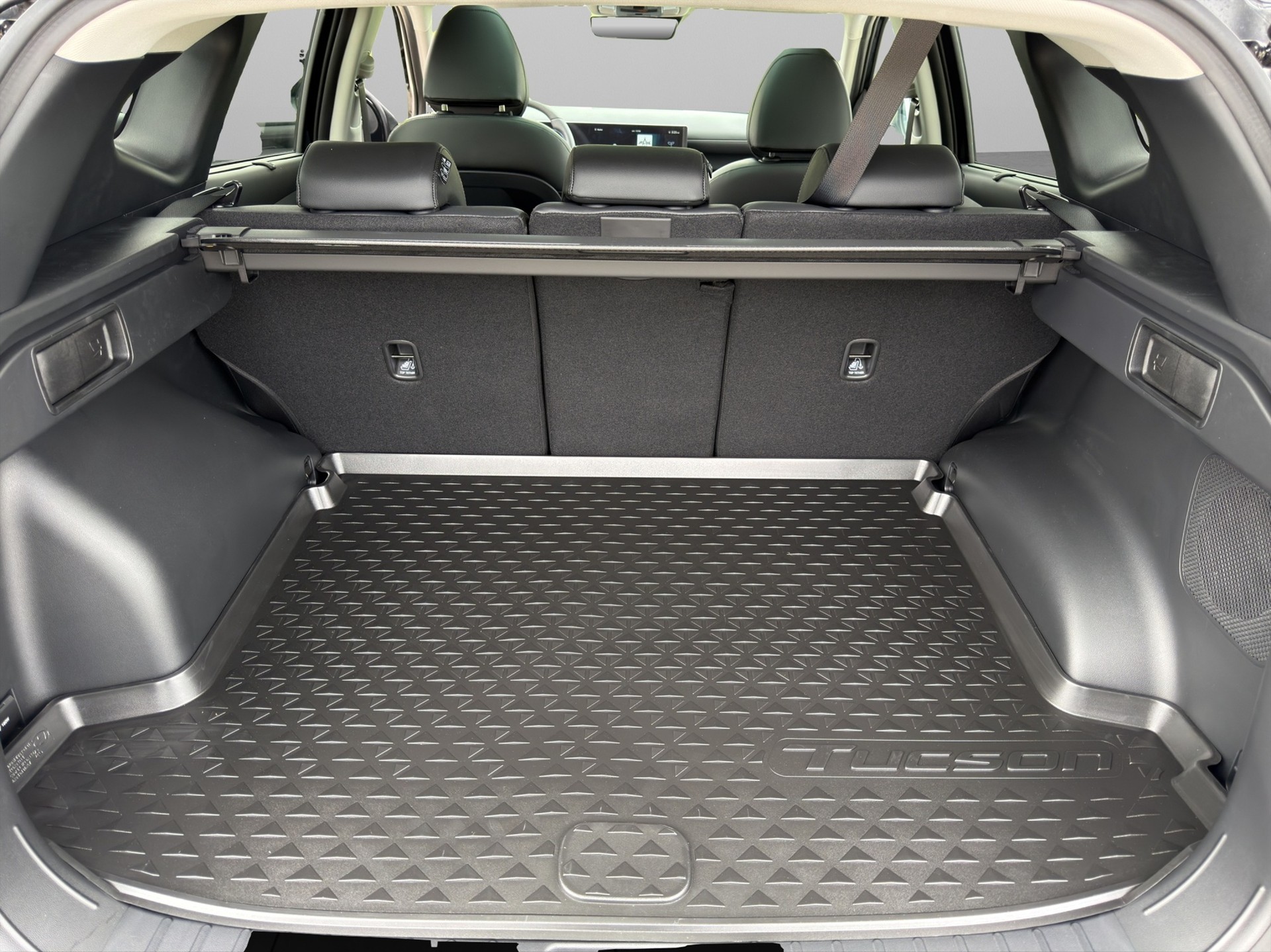 HYUNDAI Tucson 1.6 TGDI HEV Vertex Swiss Edition 4WD-image-11