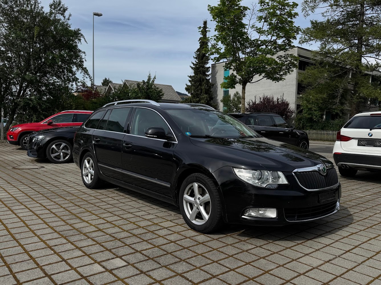 SKODA Superb Combi 2.0 TSI Elegance DSG-showroom-element-1