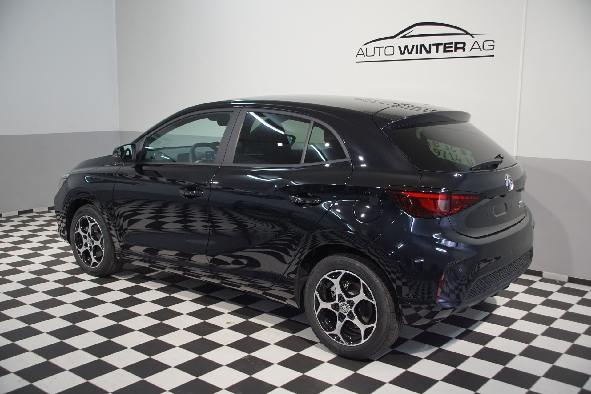 MG 3 1.5 Hybrid Luxury Aut. **Swiss-Edition**-image-7