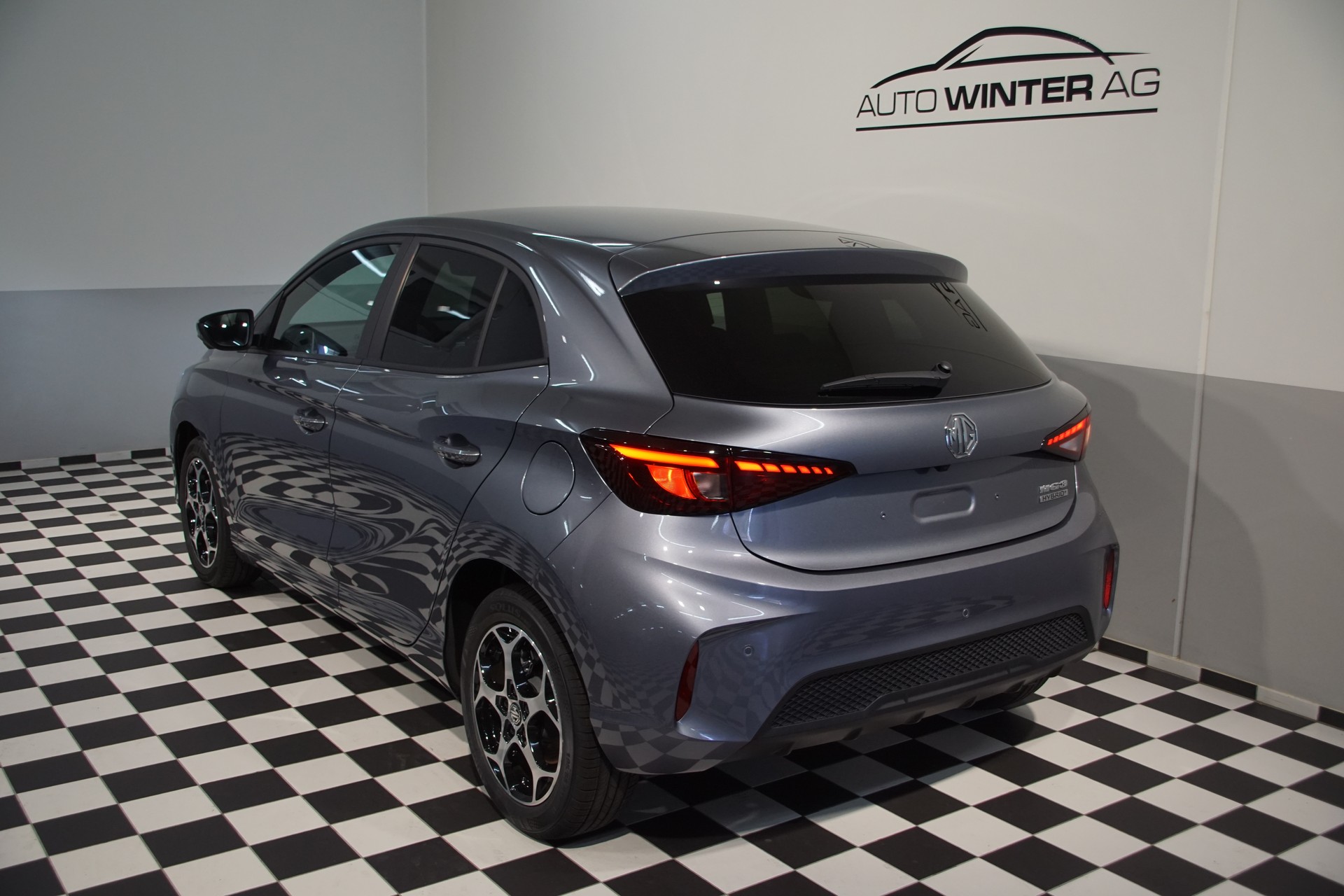 MG 3 1.5 Hybrid Luxury Aut. **Swiss-Edition**-image-10