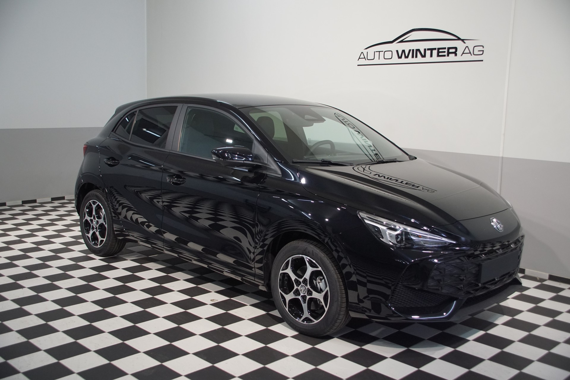 MG 3 1.5 Hybrid Luxury Aut. **Swiss-Edition**-image-1