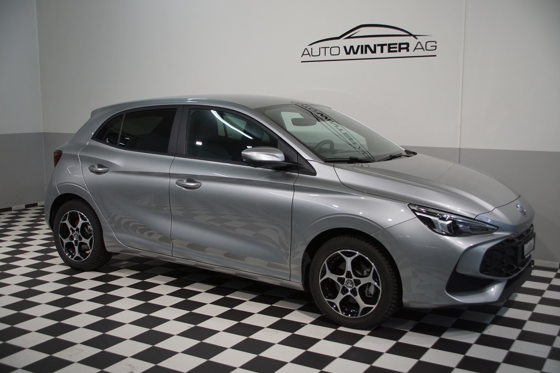 MG 3 1.5 Hybrid Luxury Aut. **Swiss-Edition**-showroom-element-3