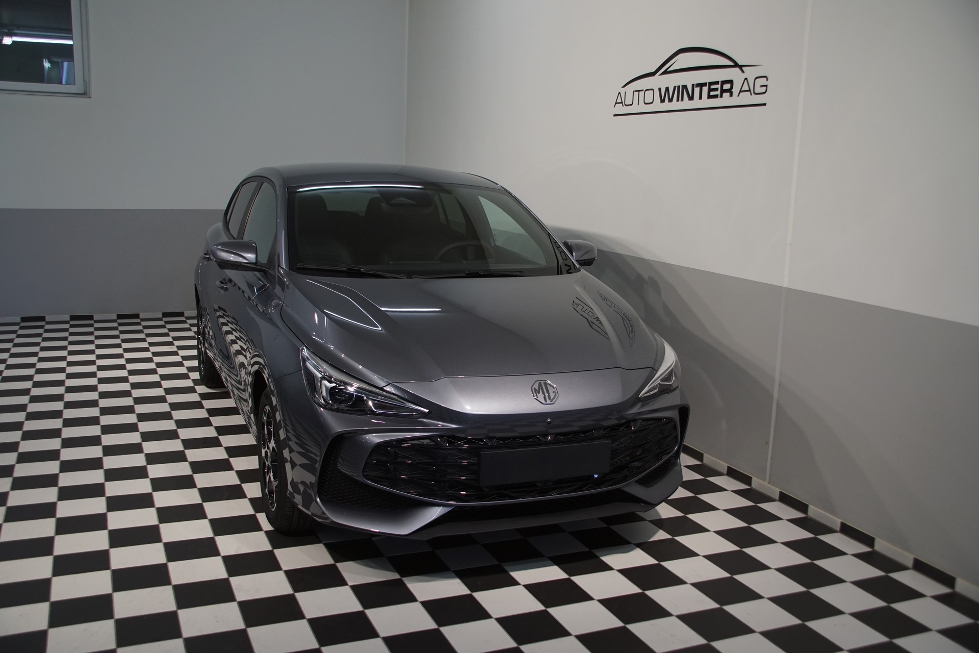 MG 3 1.5 Hybrid Luxury Aut. **Swiss-Edition**-image-4