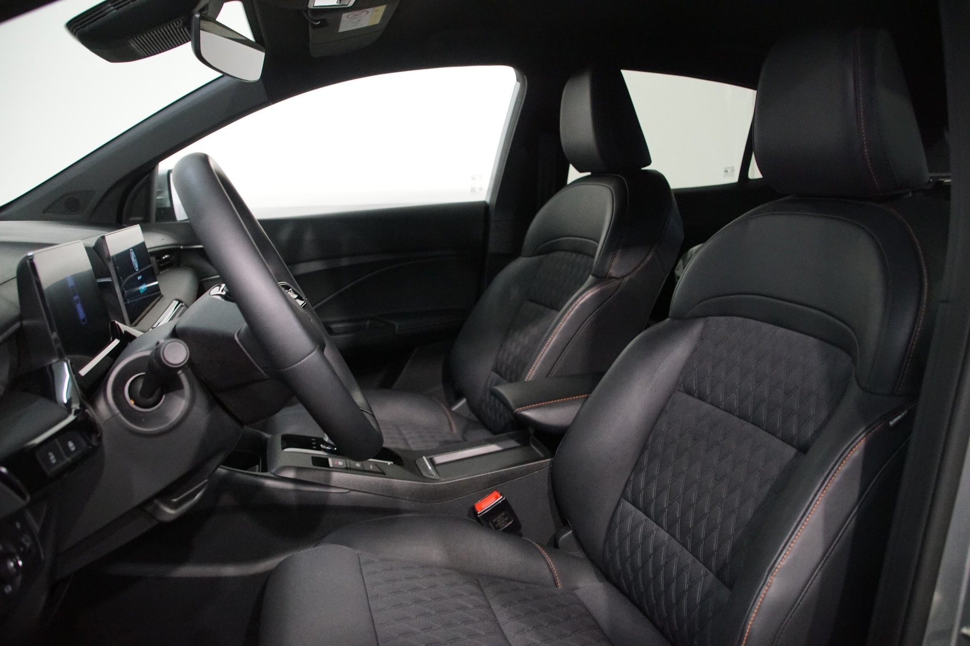 MG 3 1.5 Hybrid Luxury Aut. **Swiss-Edition**-image-11