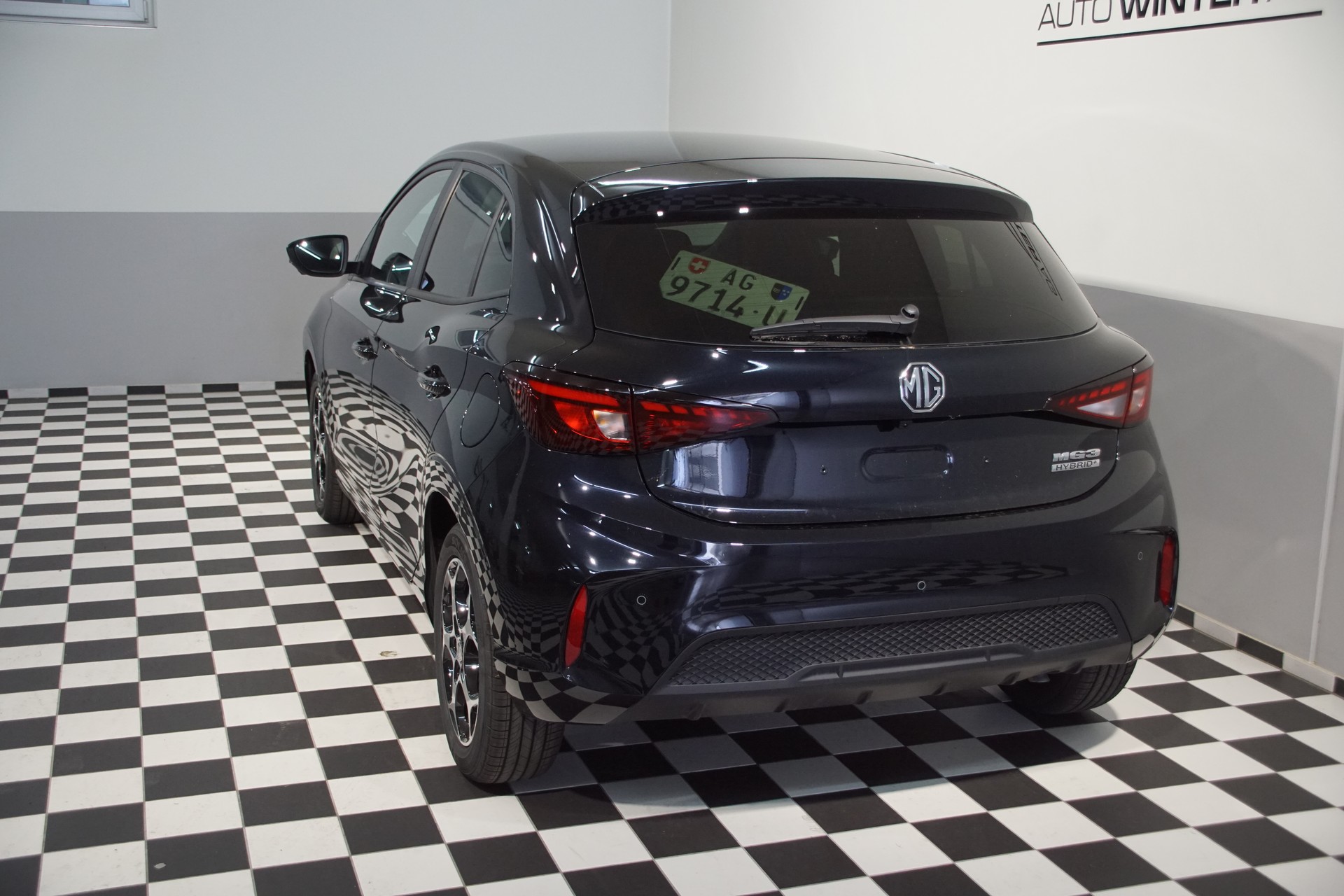 MG 3 1.5 Hybrid Luxury Aut. **Swiss-Edition**-image-6