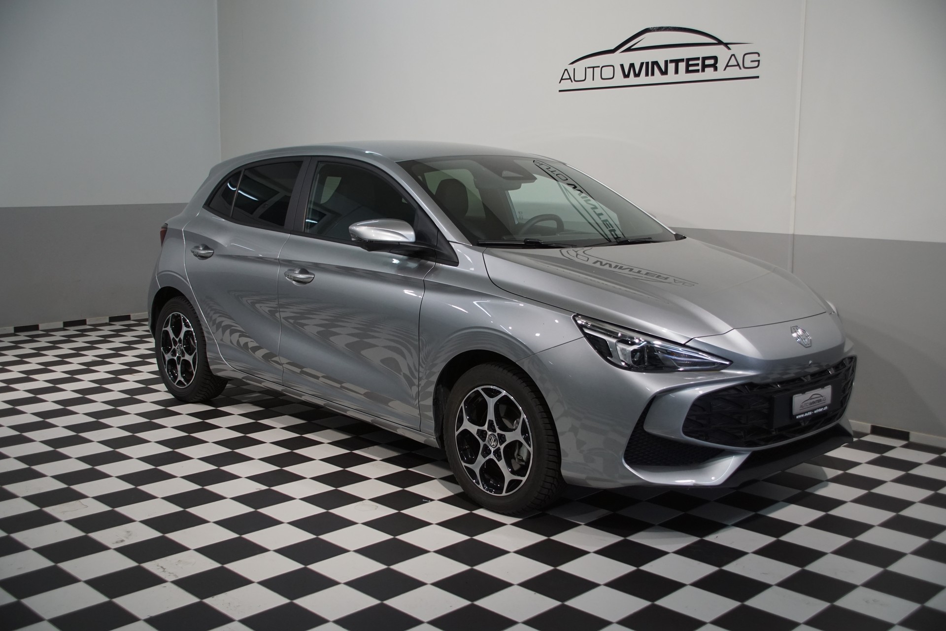 MG 3 1.5 Hybrid Luxury Aut. **Swiss-Edition**-showroom-element-1