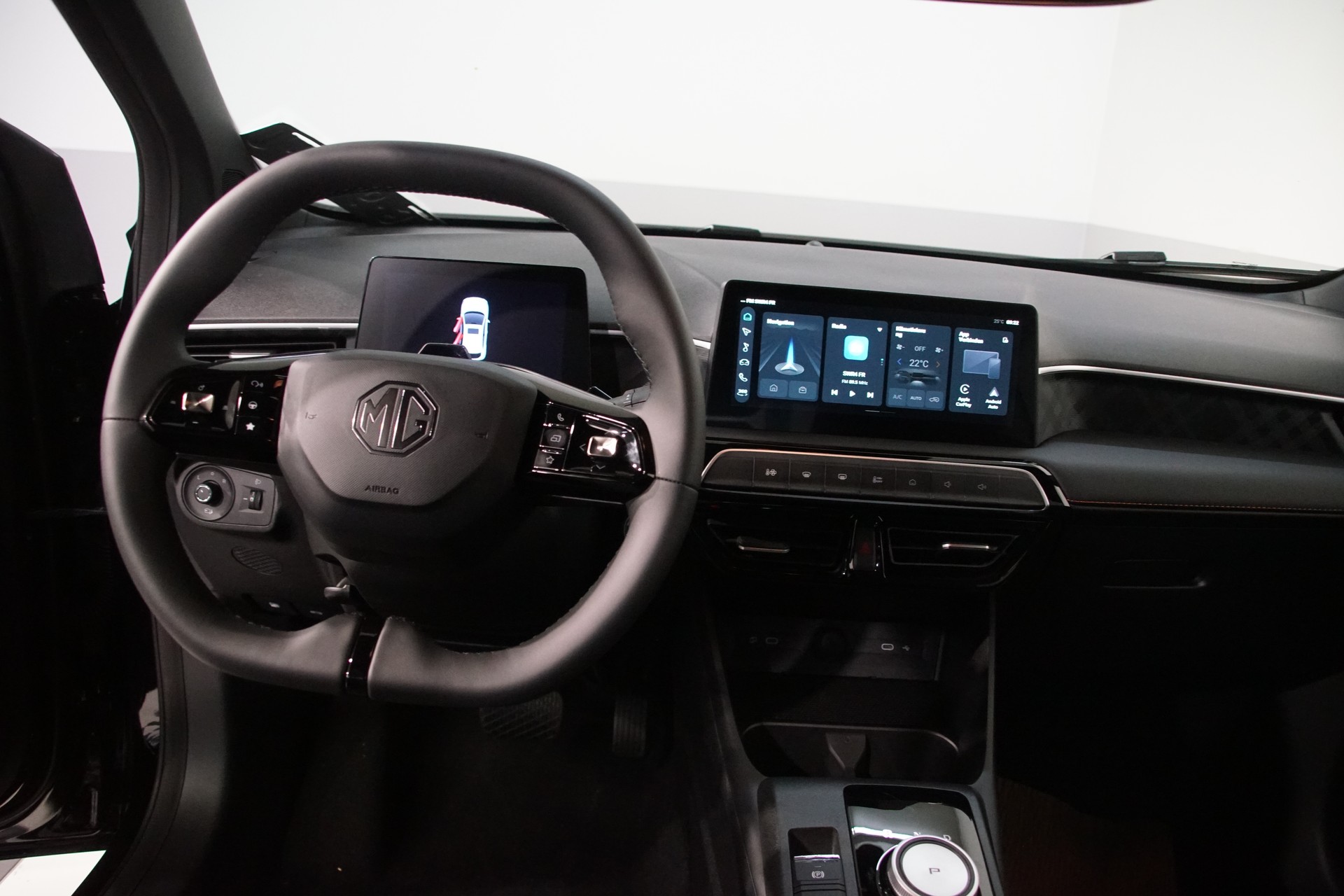 MG 3 1.5 Hybrid Luxury Aut. **Swiss-Edition**-image-14