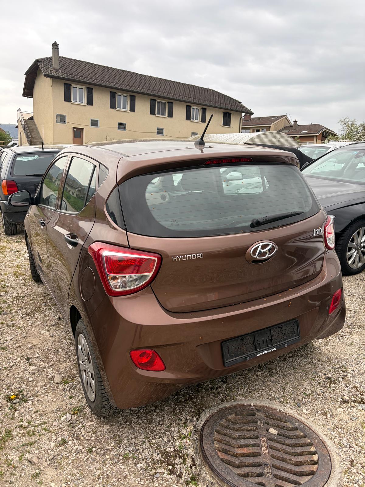 HYUNDAI i10-image-7