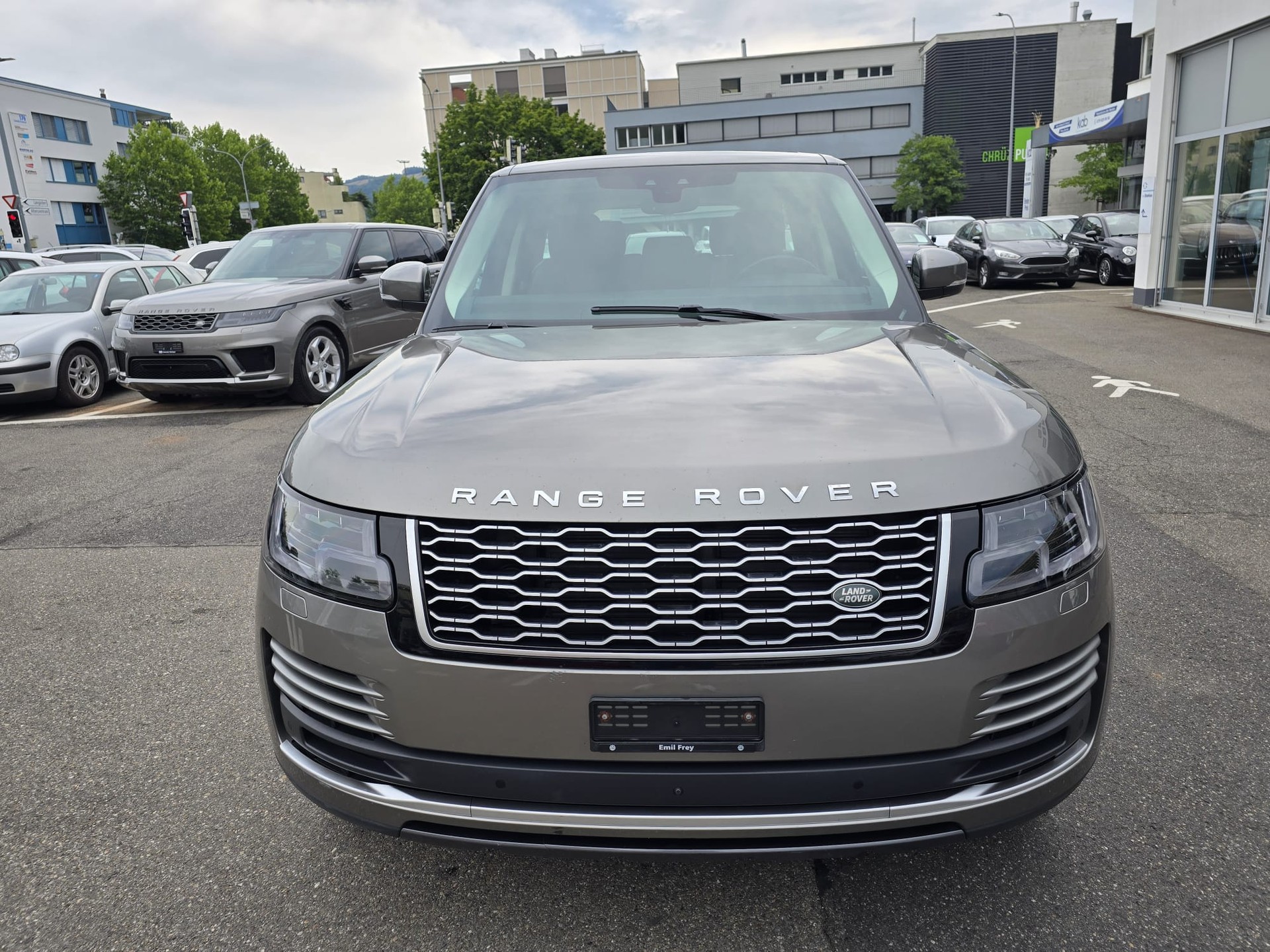 LAND ROVER Range Rover 4.4 SDV8 Vogue Automatic-image-1