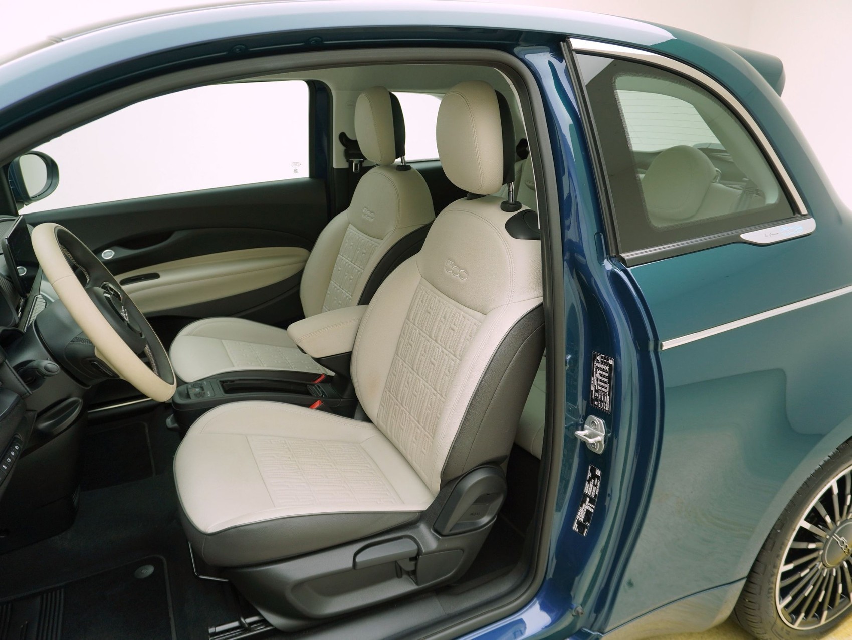 FIAT 500 La Prima by Bocelli-image-7