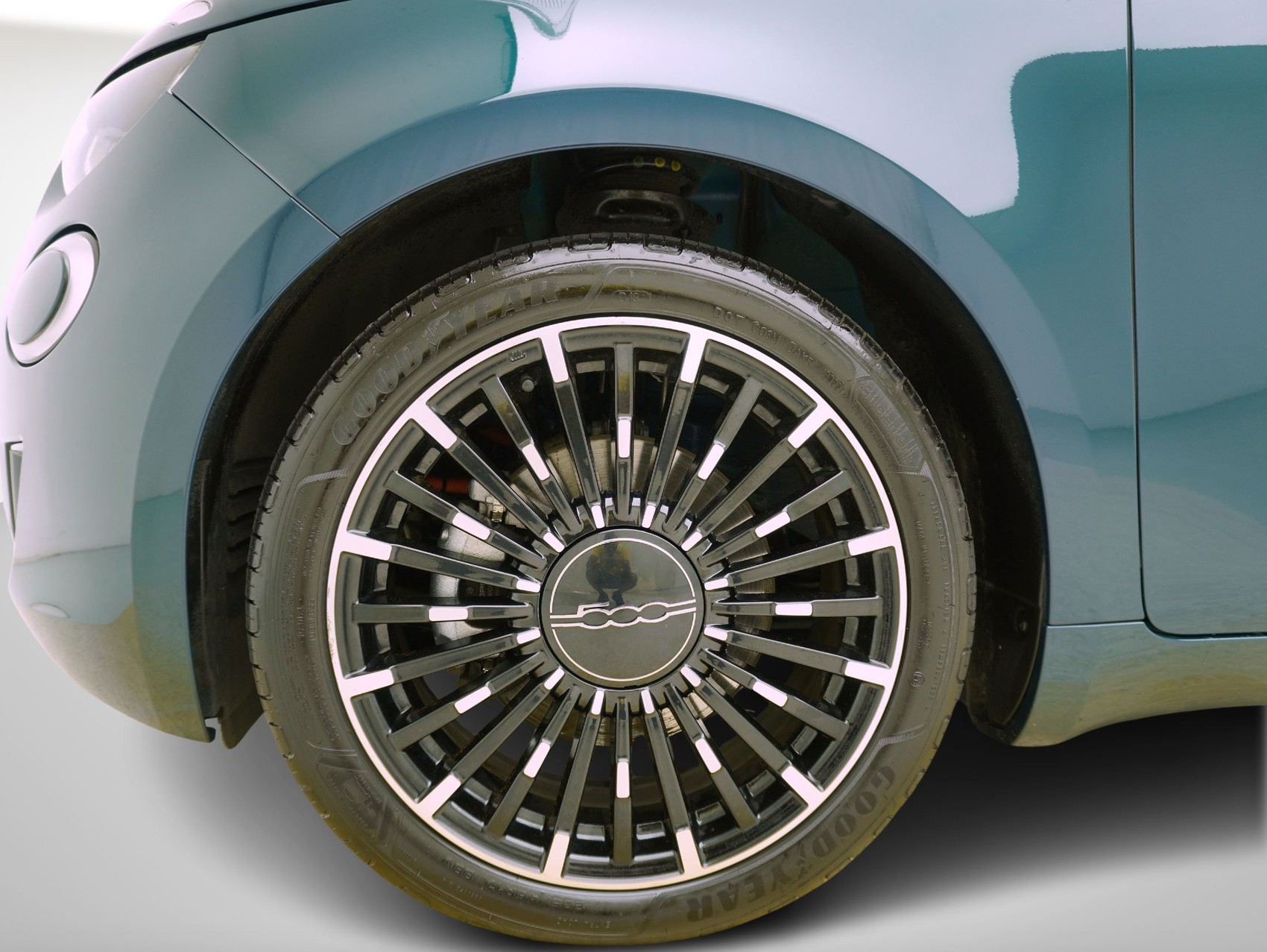FIAT 500 La Prima by Bocelli-image-5
