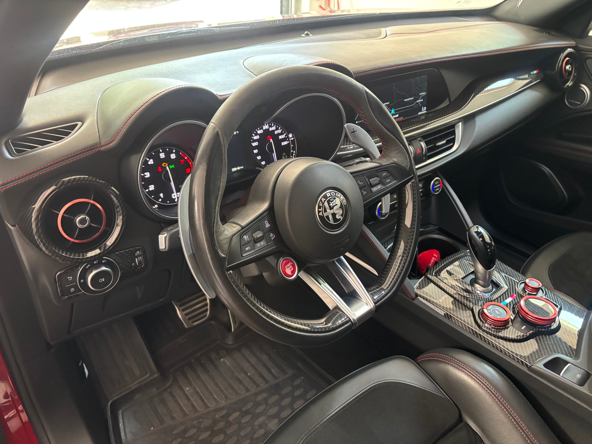 ALFA ROMEO Stelvio 2.9 V6 Quadrifoglio Q4 Automatic-image-13