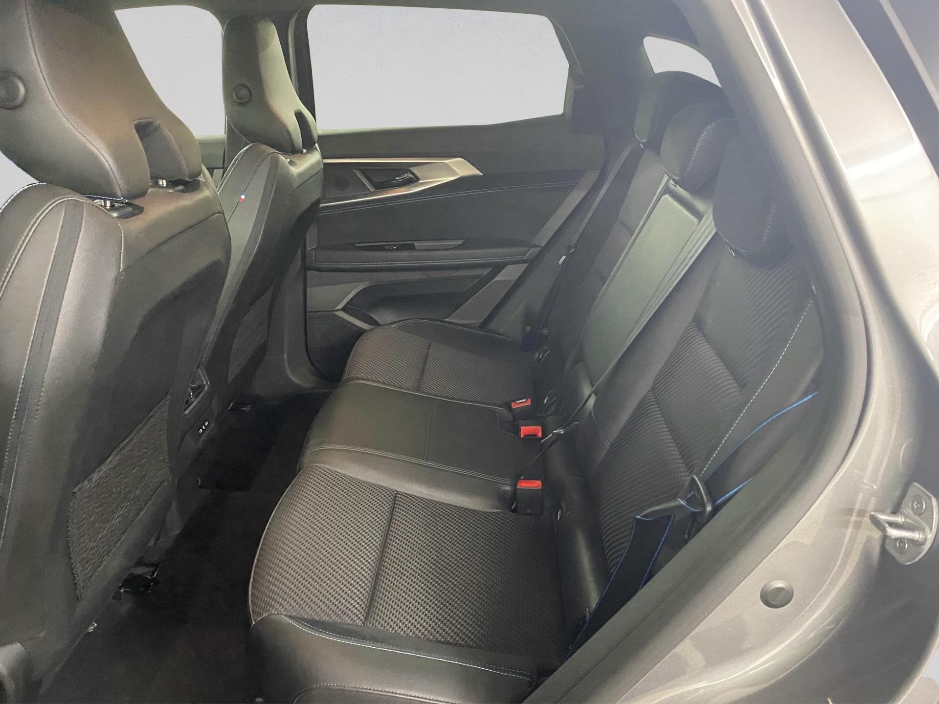 RENAULT Austral 1.2 HEV 200 Techno Esprit Alpine A-image-22