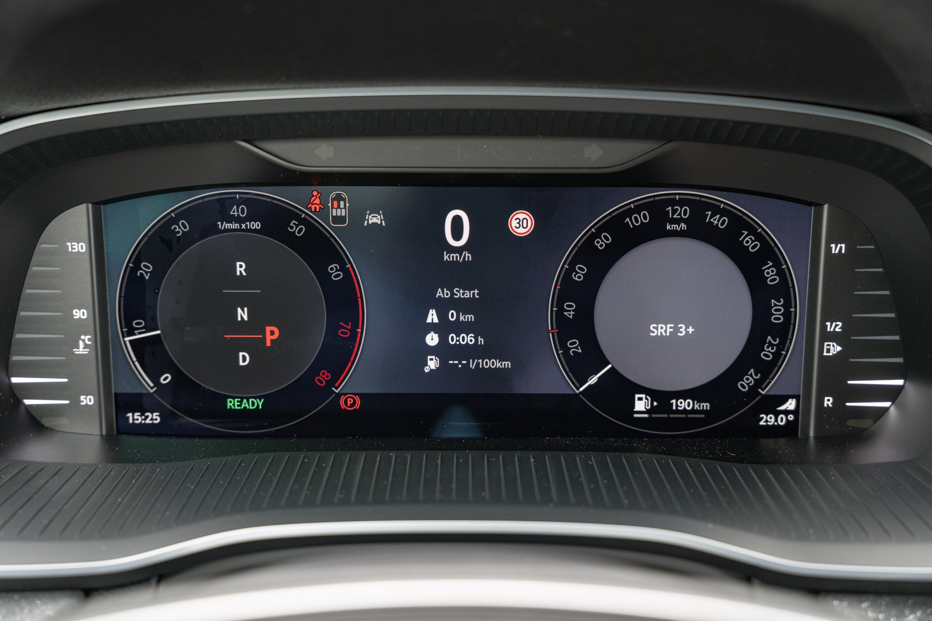 SKODA Octavia Combi 1.5 TSI mHEV DSG Selection-image-16
