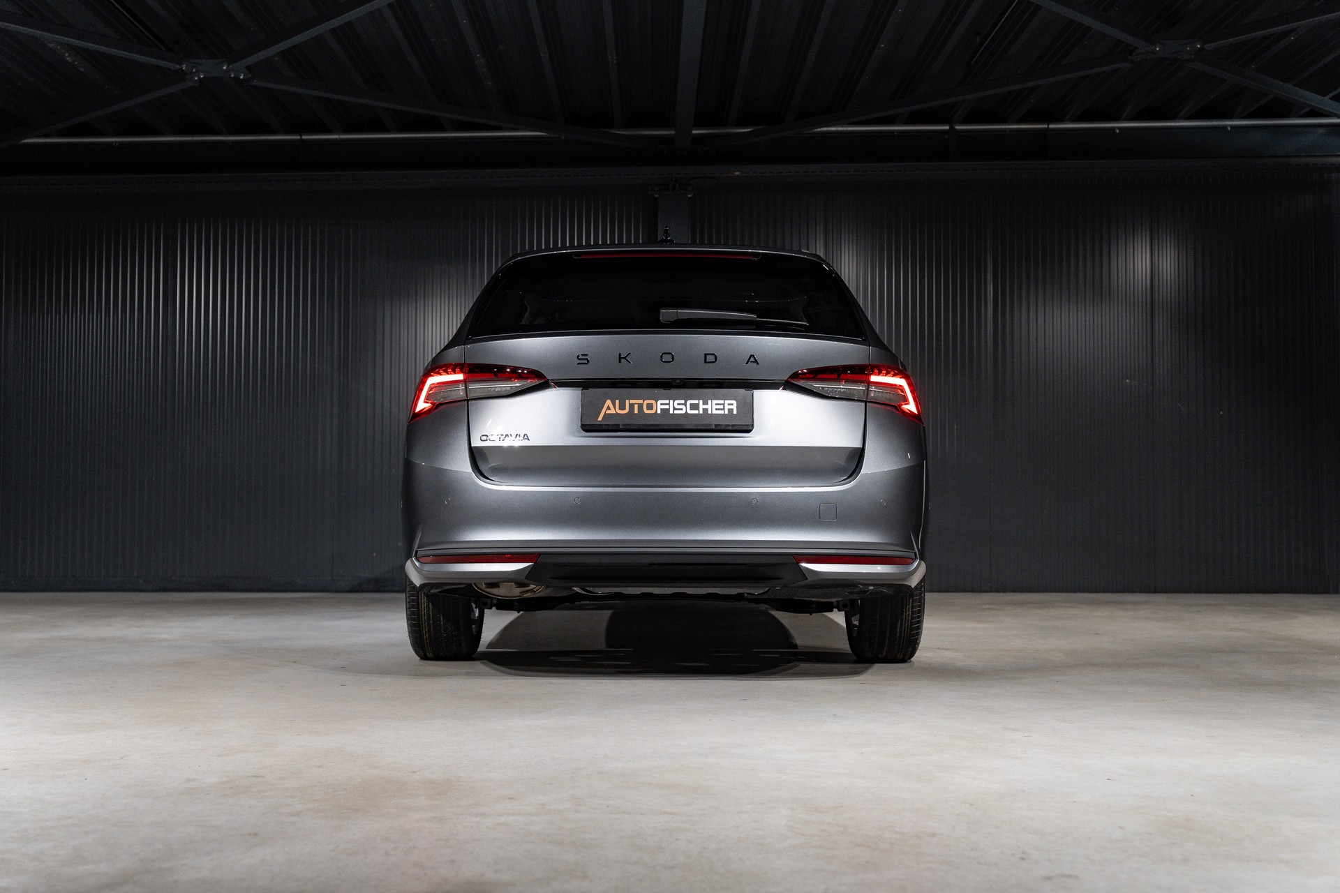 SKODA Octavia Combi 1.5 TSI mHEV DSG Selection-image-6