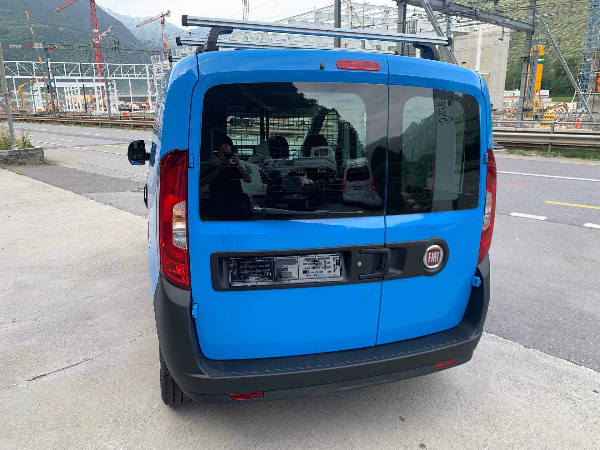 FIAT Doblò 1.4 MPI Cargo Easy Pro-image-3