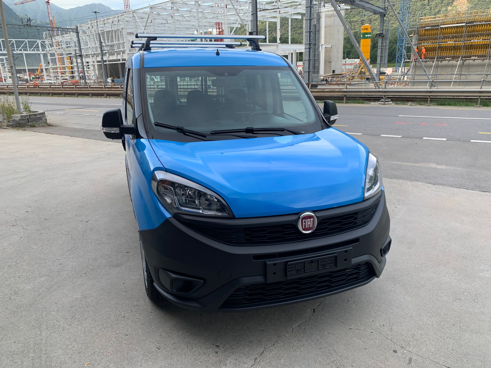 FIAT Doblò 1.4 MPI Cargo Easy Pro-image-2