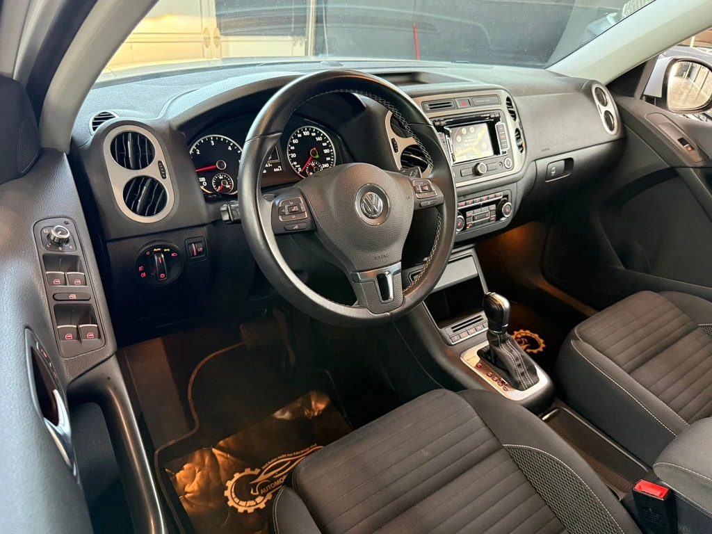 VW Tiguan 2.0 TDI BMT Cup R-Line DSG-image-8