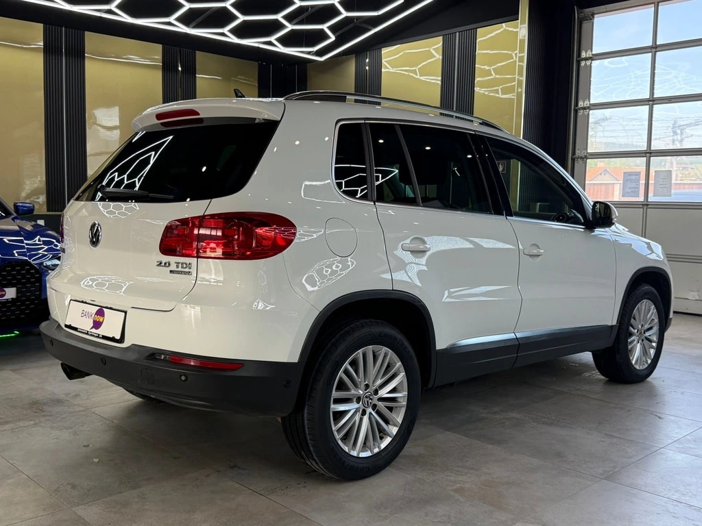 VW Tiguan 2.0 TDI BMT Cup R-Line DSG-image-4