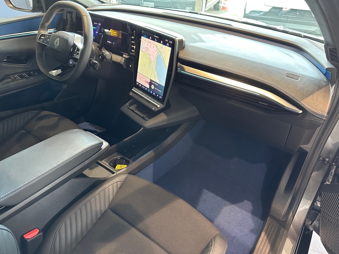 RENAULT Mégane E-TECH EV60 Esprit Alpine-image-18