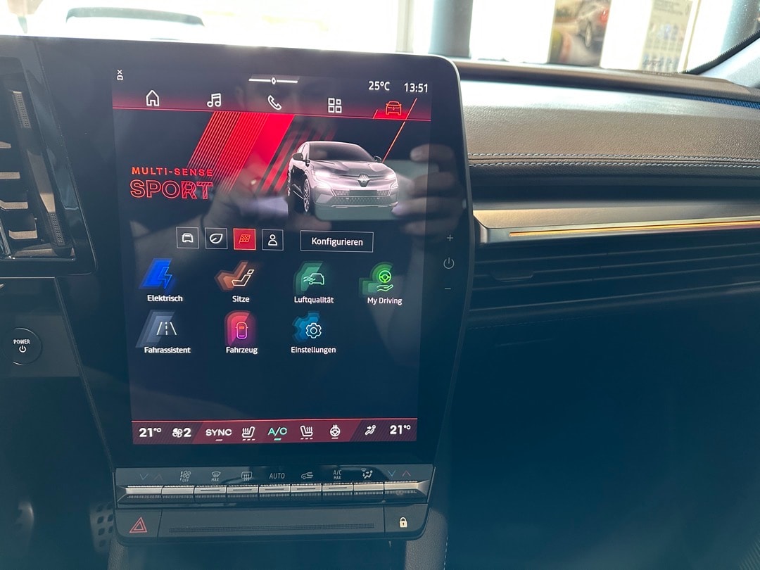 RENAULT Mégane E-TECH EV60 Esprit Alpine-image-16