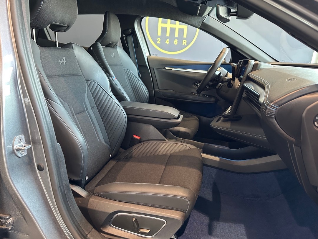 RENAULT Mégane E-TECH EV60 Esprit Alpine-image-19
