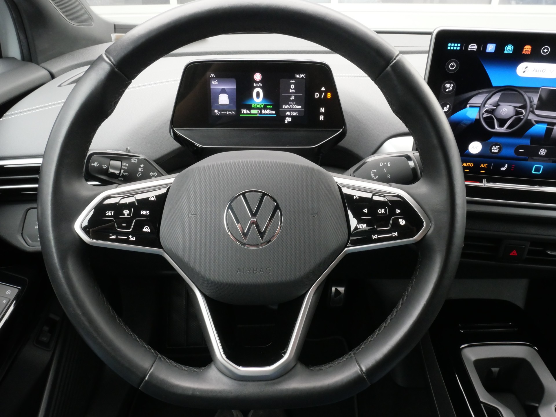 VW ID.4 Pro United 77 kWh 4 Motion *CH-Auto, 360°-Kamera*-image-27