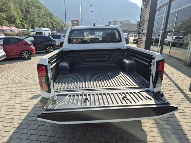 TOYOTA Double Cab Pick-up-image-4