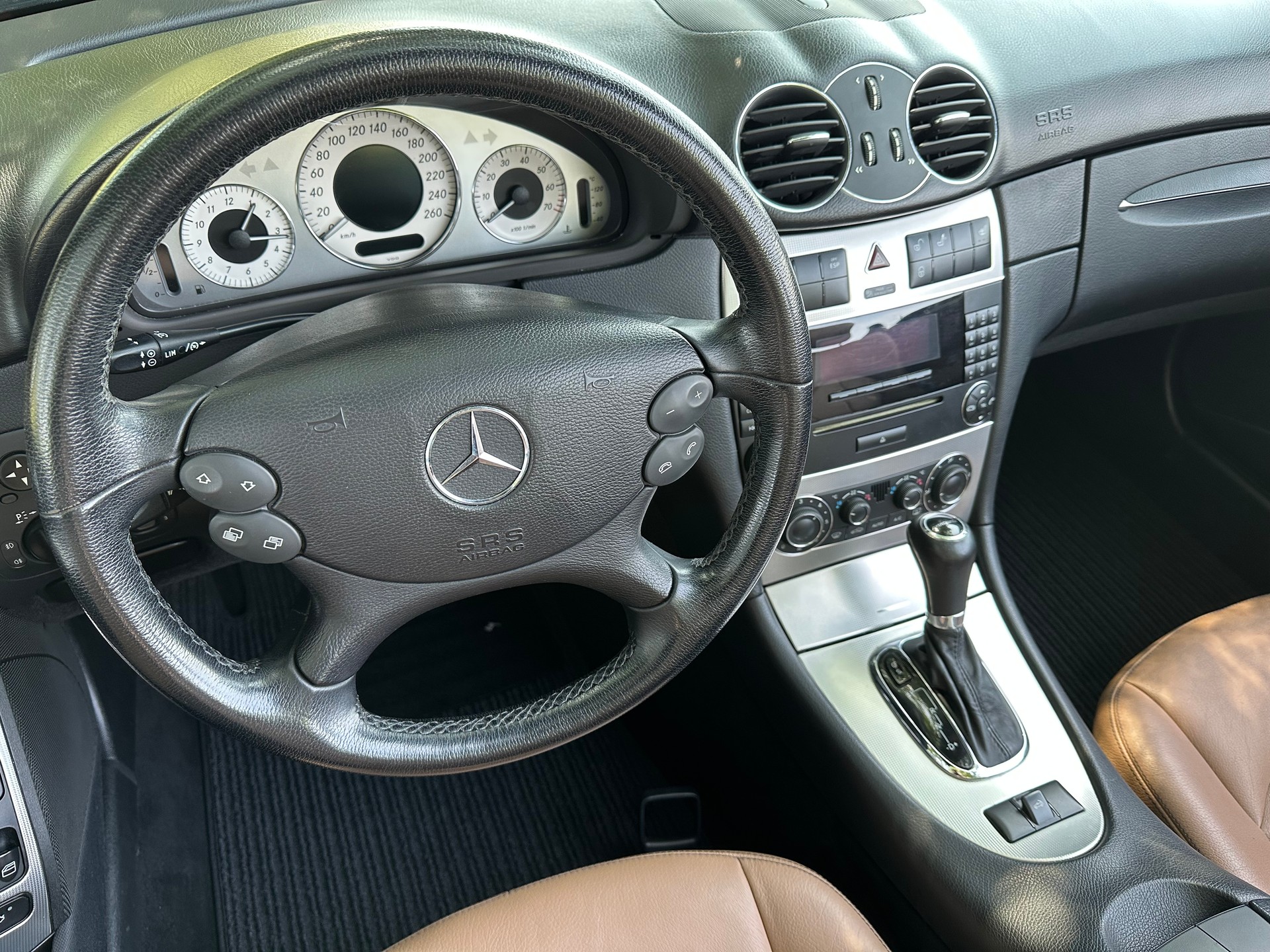 MERCEDES-BENZ CLK 200 Kompressor Avantgarde-image-13