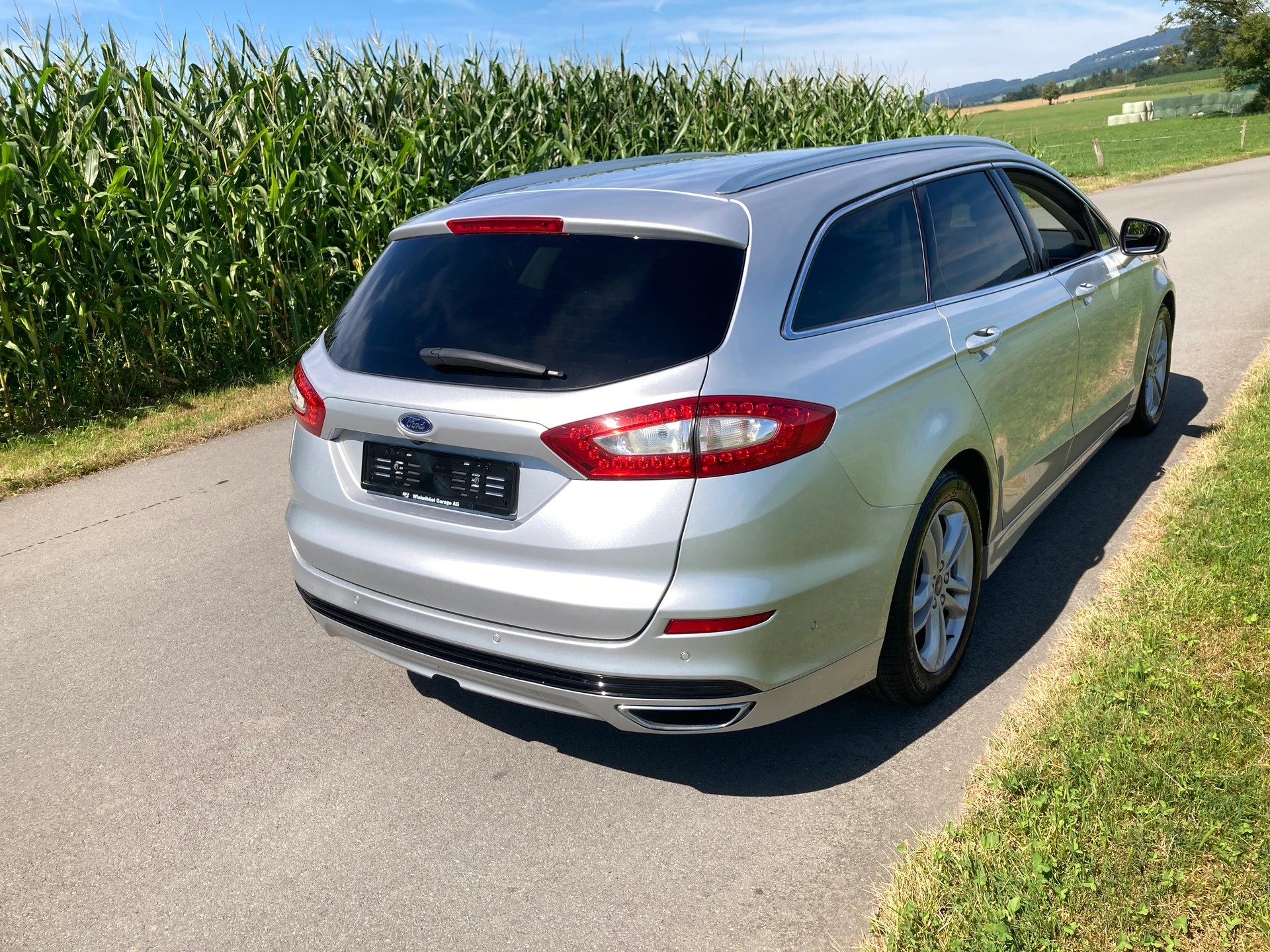 FORD Mondeo 2.0 TDCi Titanium AWD PowerShift *Anhängerkupplung*-image-2
