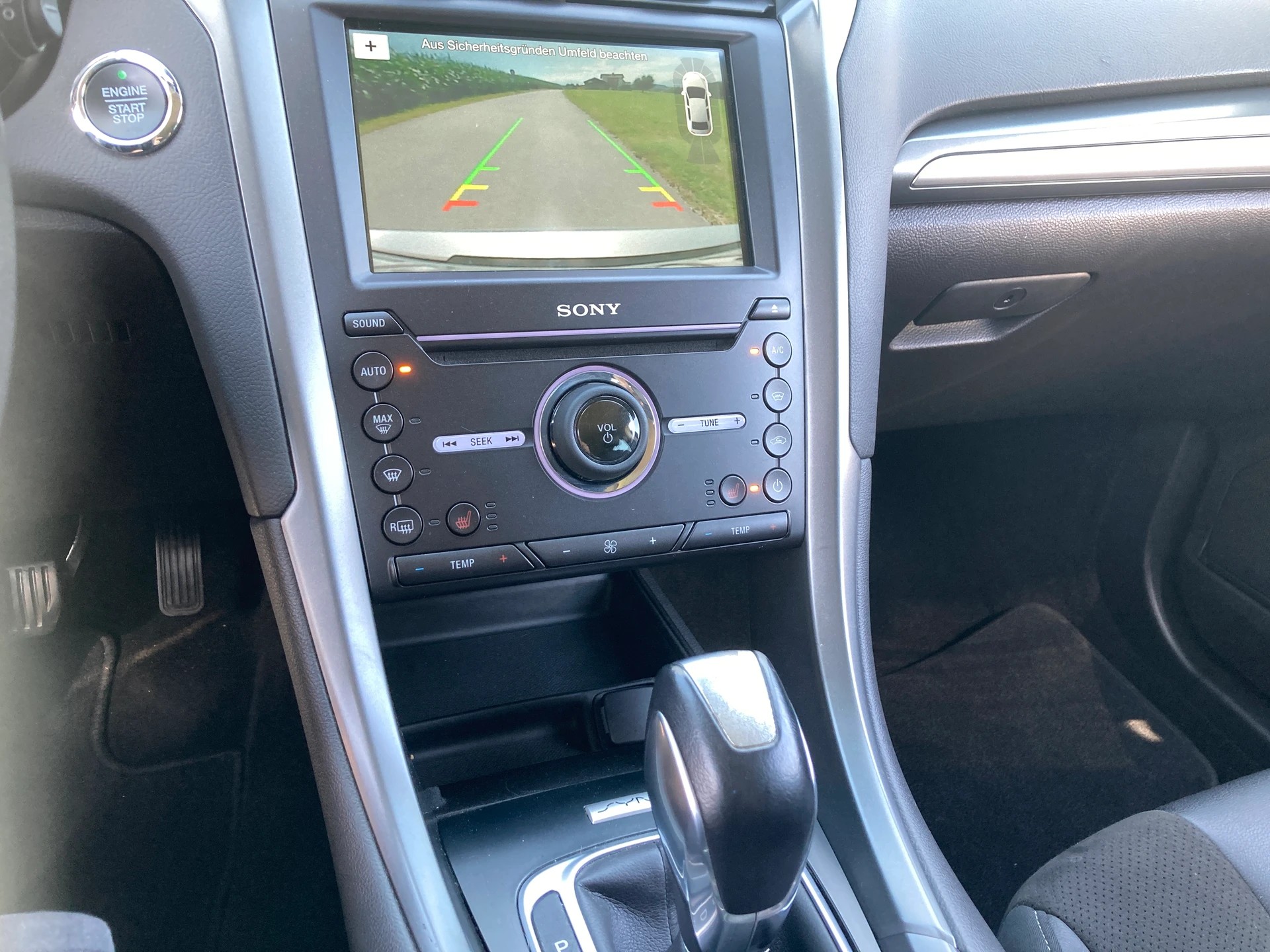 FORD Mondeo 2.0 TDCi Titanium AWD PowerShift *Anhängerkupplung*-image-11