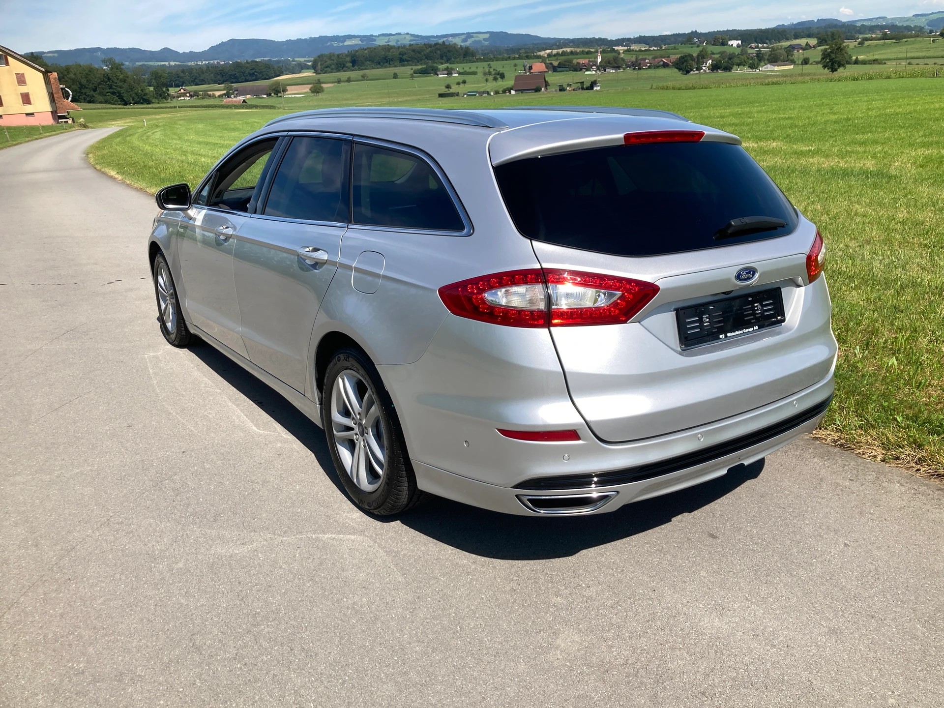 FORD Mondeo 2.0 TDCi Titanium AWD PowerShift *Anhängerkupplung*-image-3