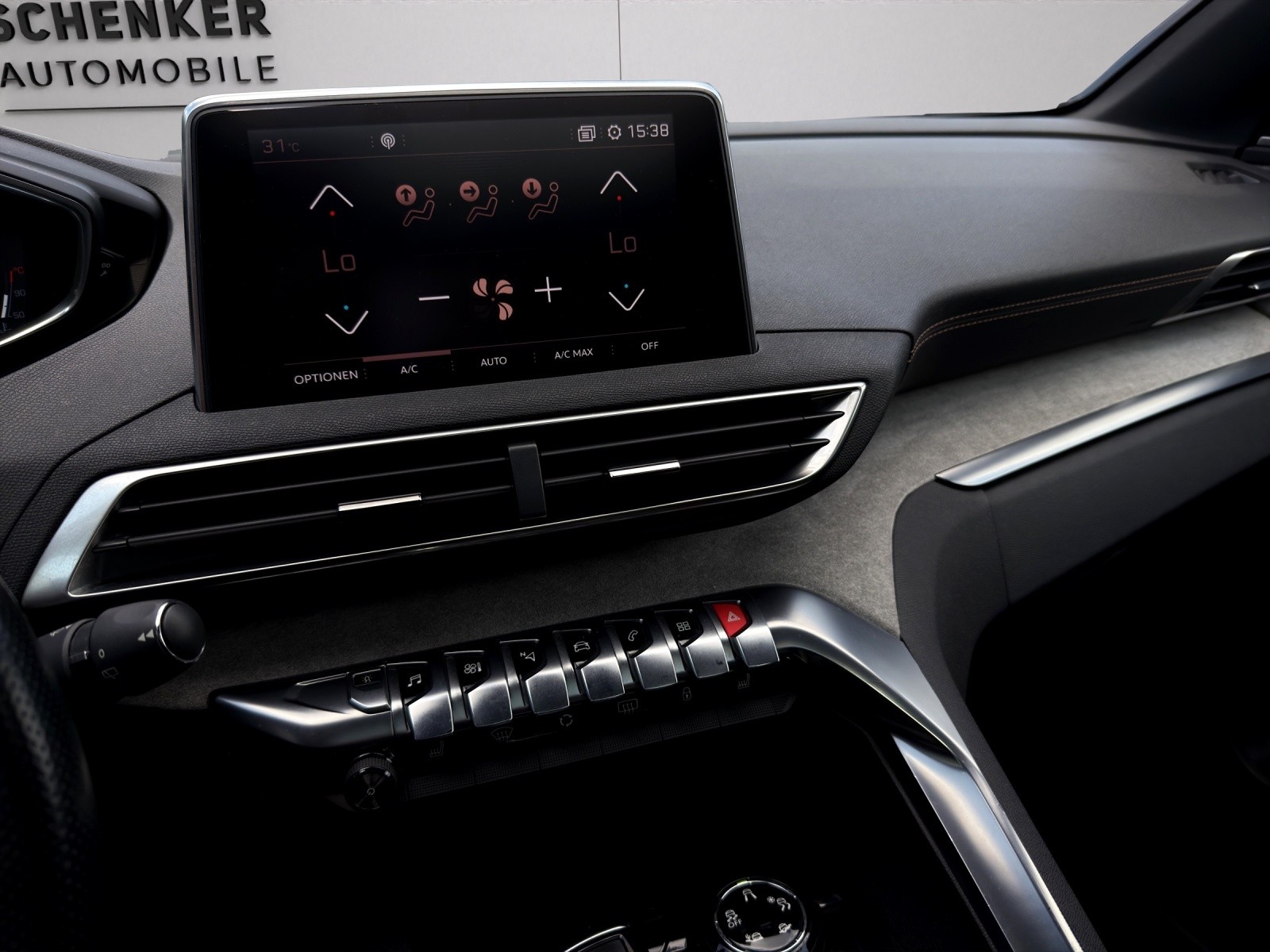 PEUGEOT 5008 2.0 BlueHDi GT EAT (7-Plätzer)-image-18