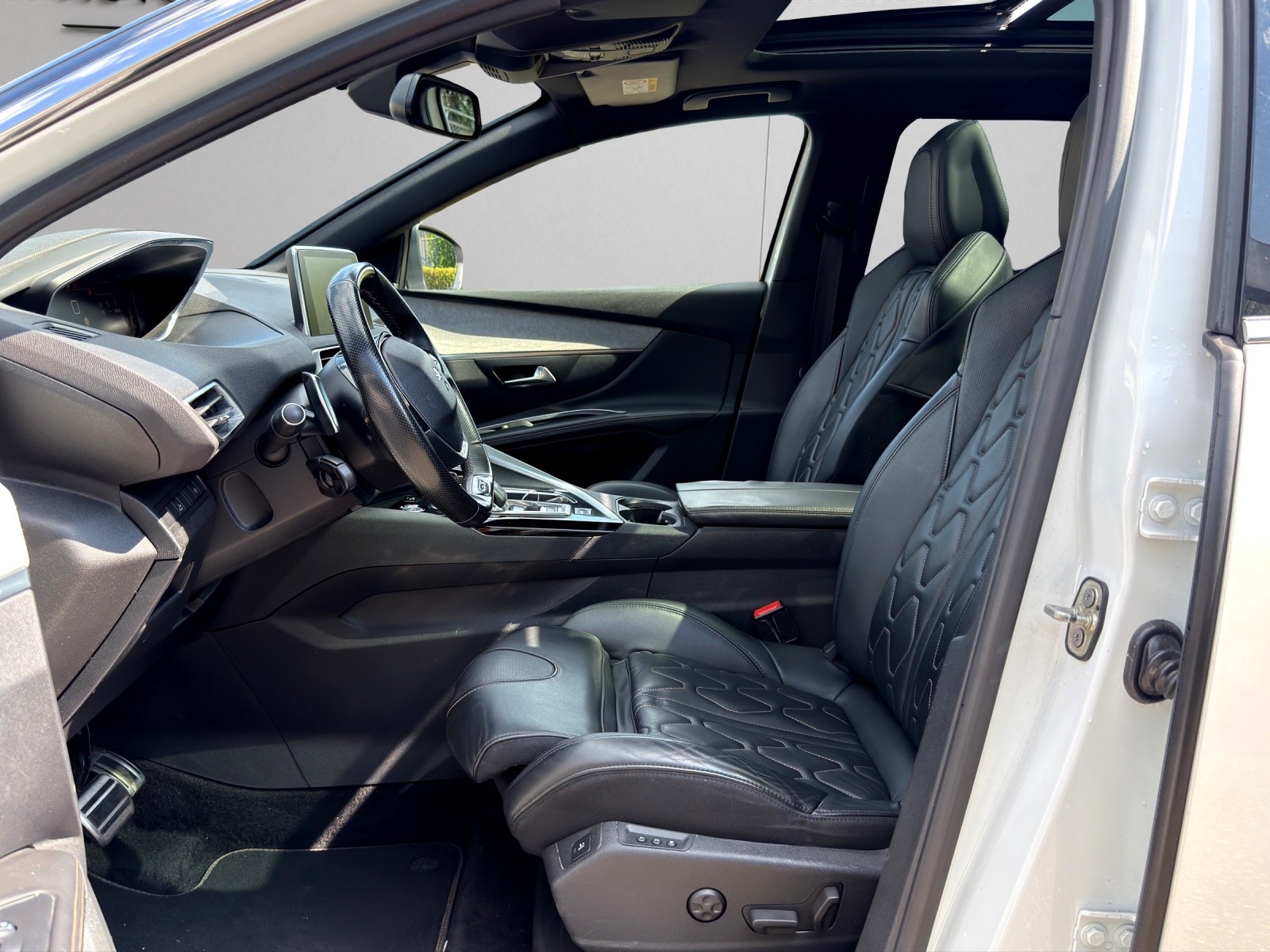 PEUGEOT 5008 2.0 BlueHDi GT EAT (7-Plätzer)-image-8