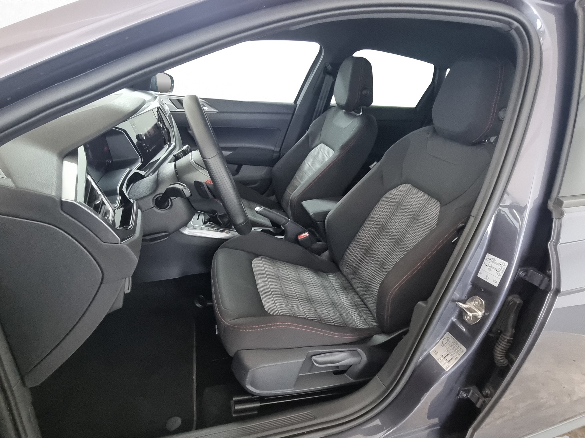 VW Polo 2.0 TSI GTI DSG-image-5