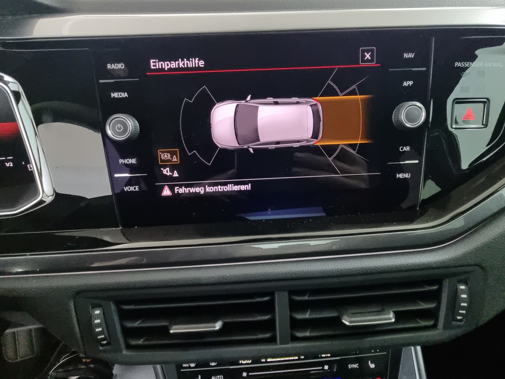 VW Polo 2.0 TSI GTI DSG-image-15