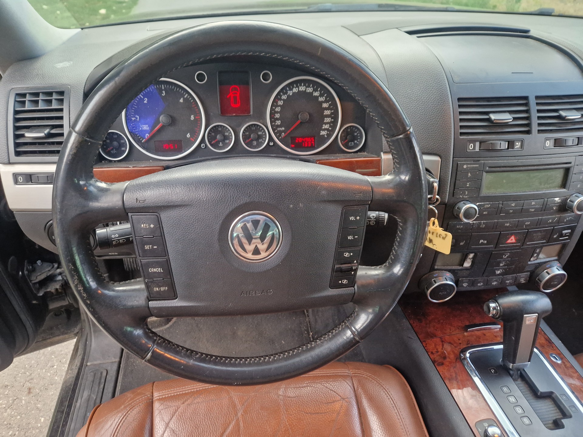 VW Touareg 2.5 TDI-image-9