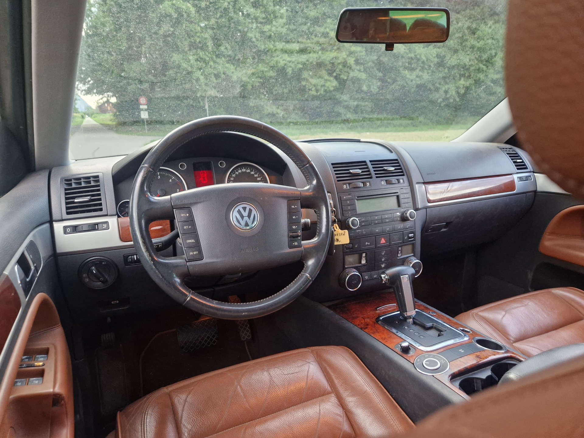 VW Touareg 2.5 TDI-image-7