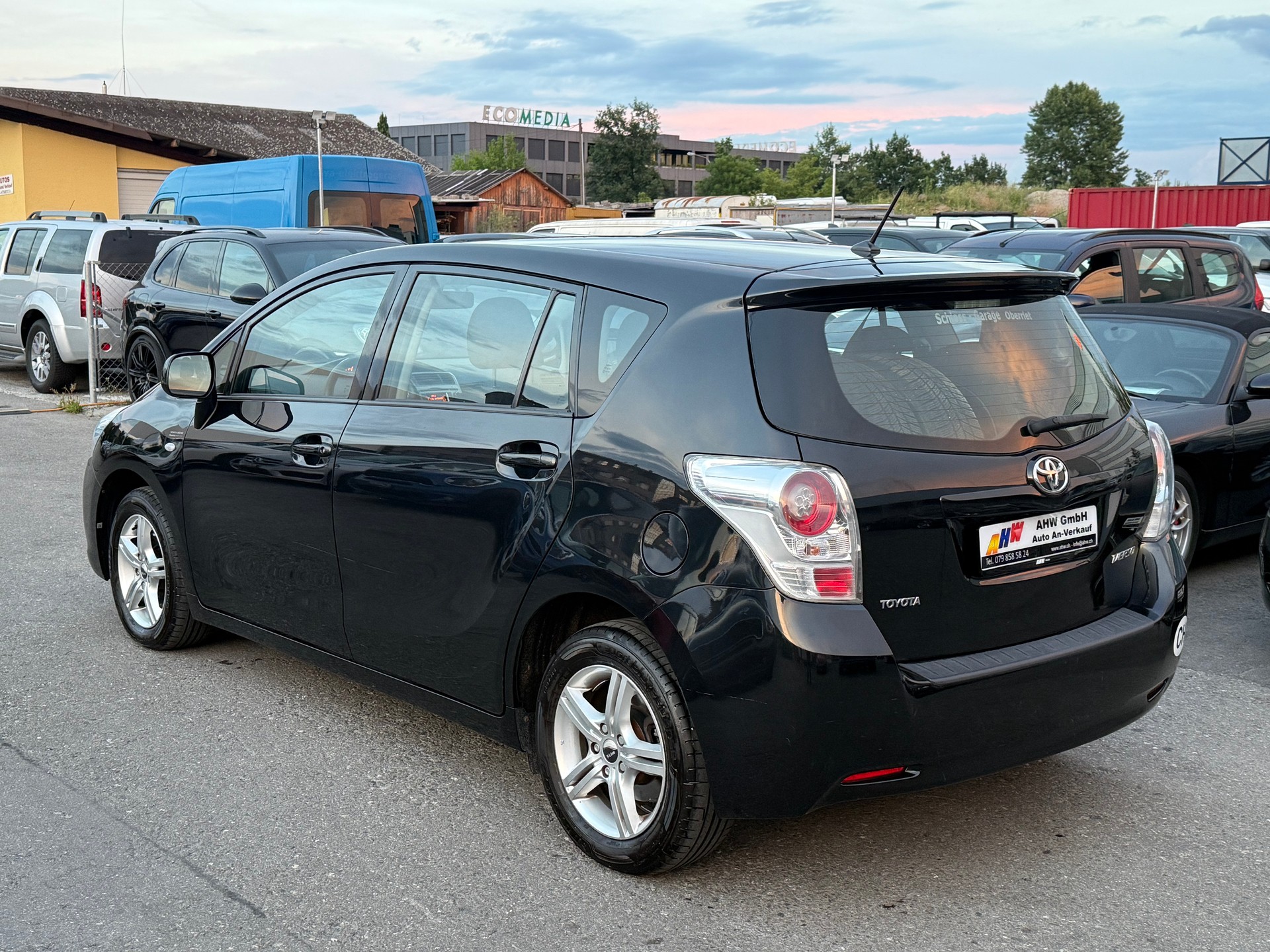 TOYOTA Verso 1.8 Linea Luna Multidrive / Frisch ab MFK 13.07.2026 / Servicegepflegt bei TOYOTA / 7 Plätzer / 8-fach bereift / 1.Hand-image-5
