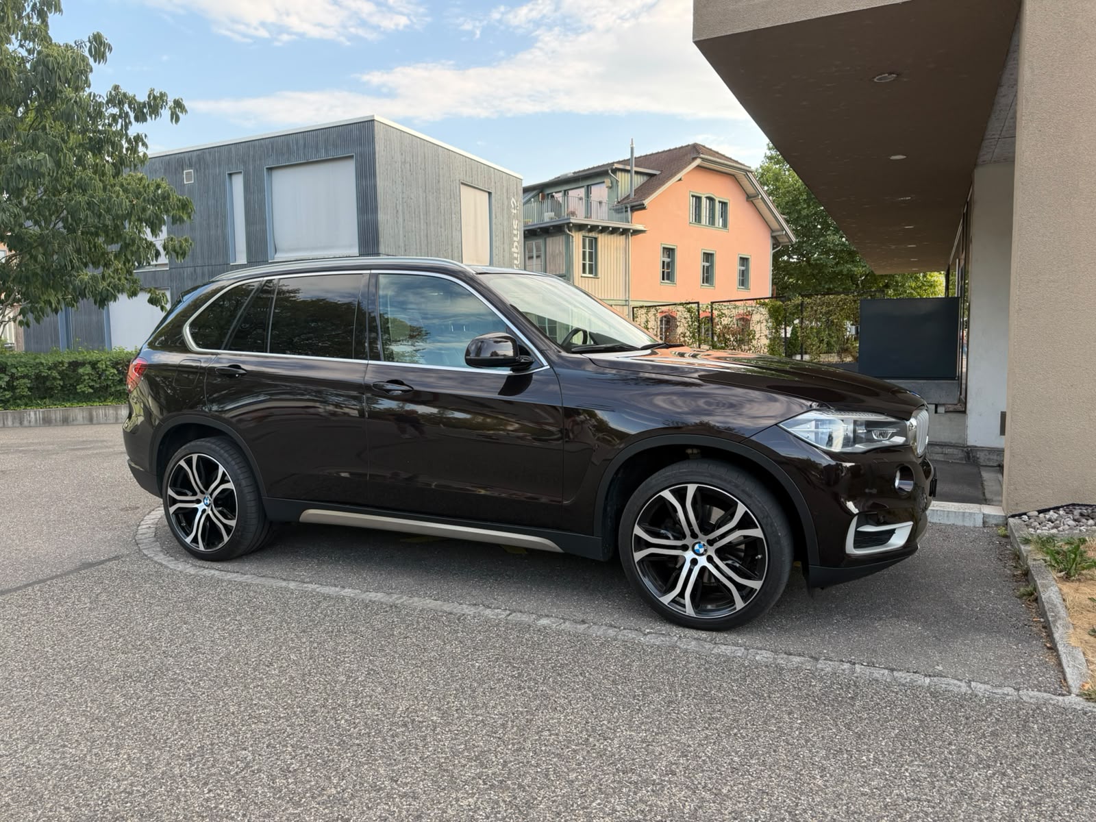 BMW X5 xDrive 40d Steptronic-image-2