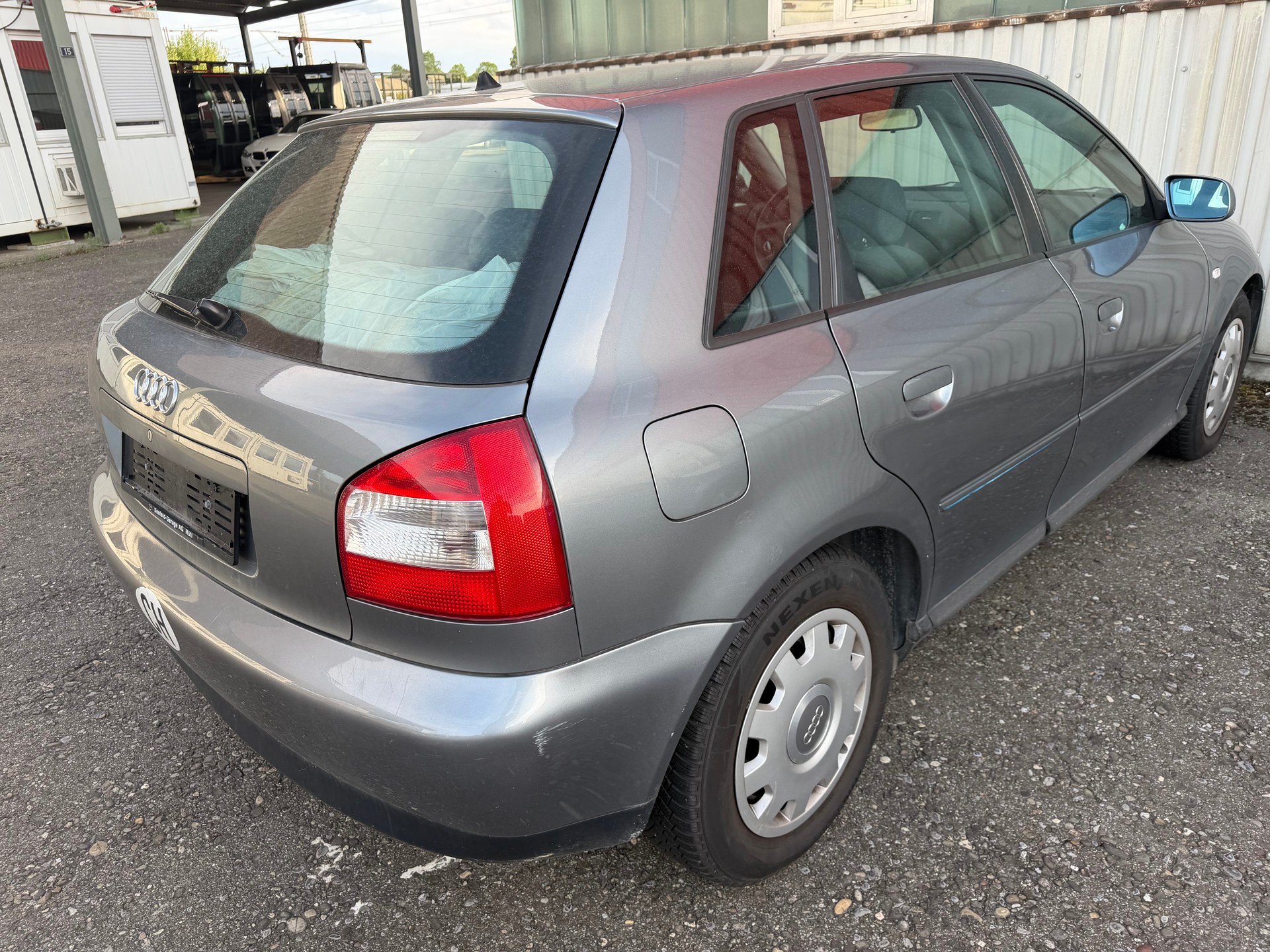 AUDI A3 1.8 T Attraction-image-5