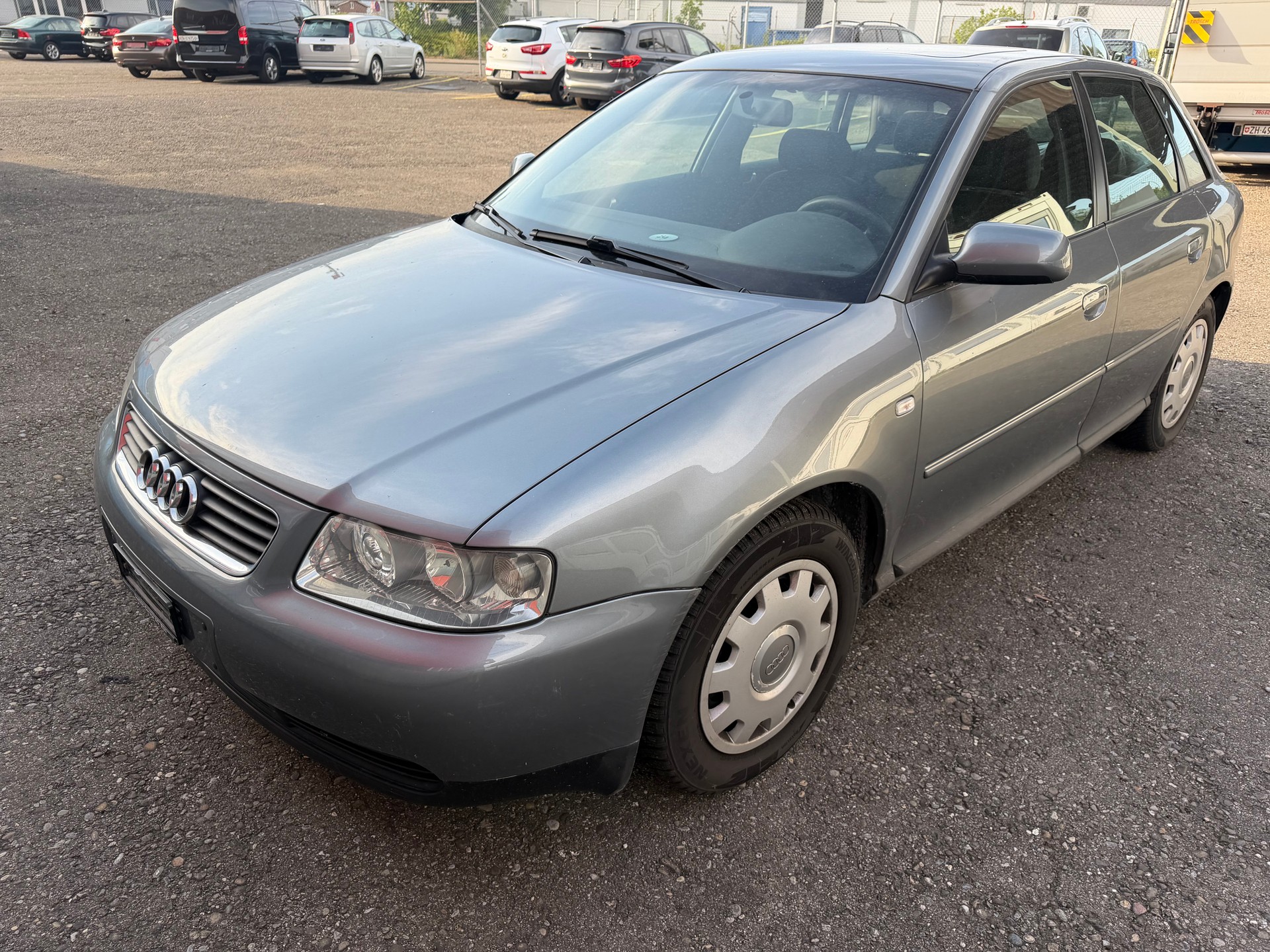AUDI A3 1.8 T Attraction-image-2