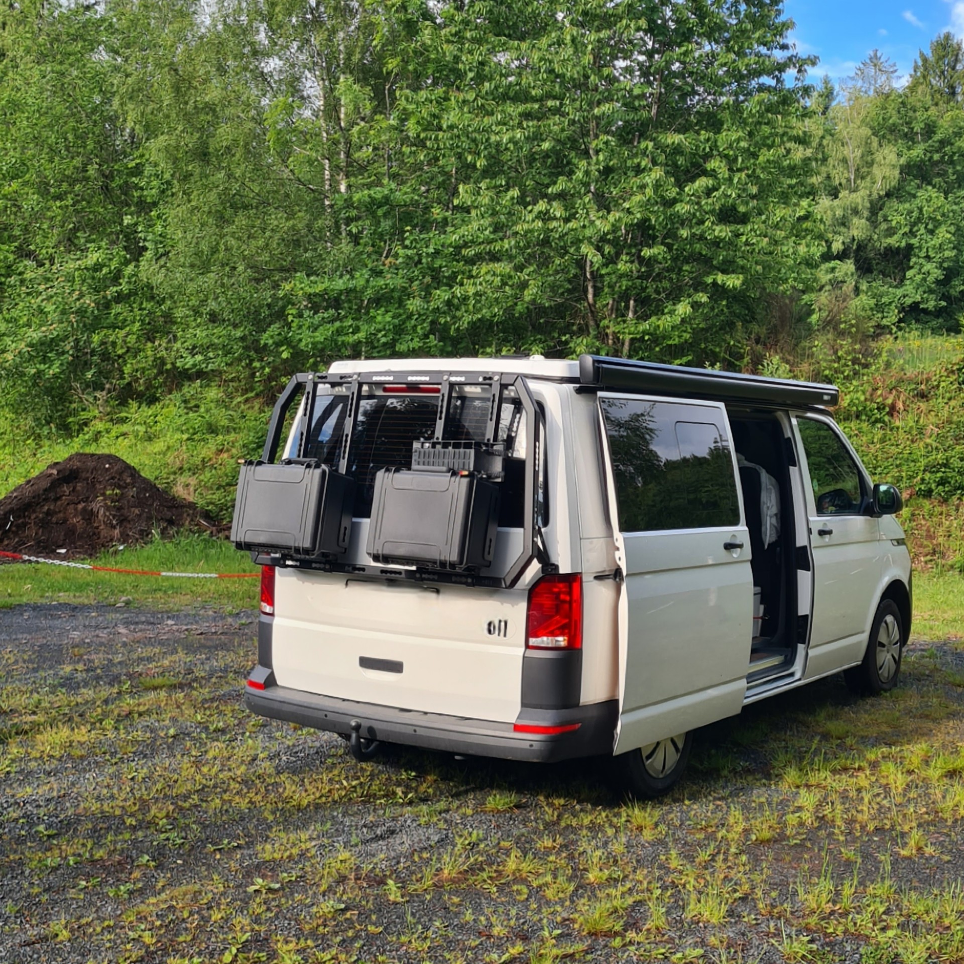 VW T6.1 2.0 TDI 150 DSG Campervan (Bulli)-image-3